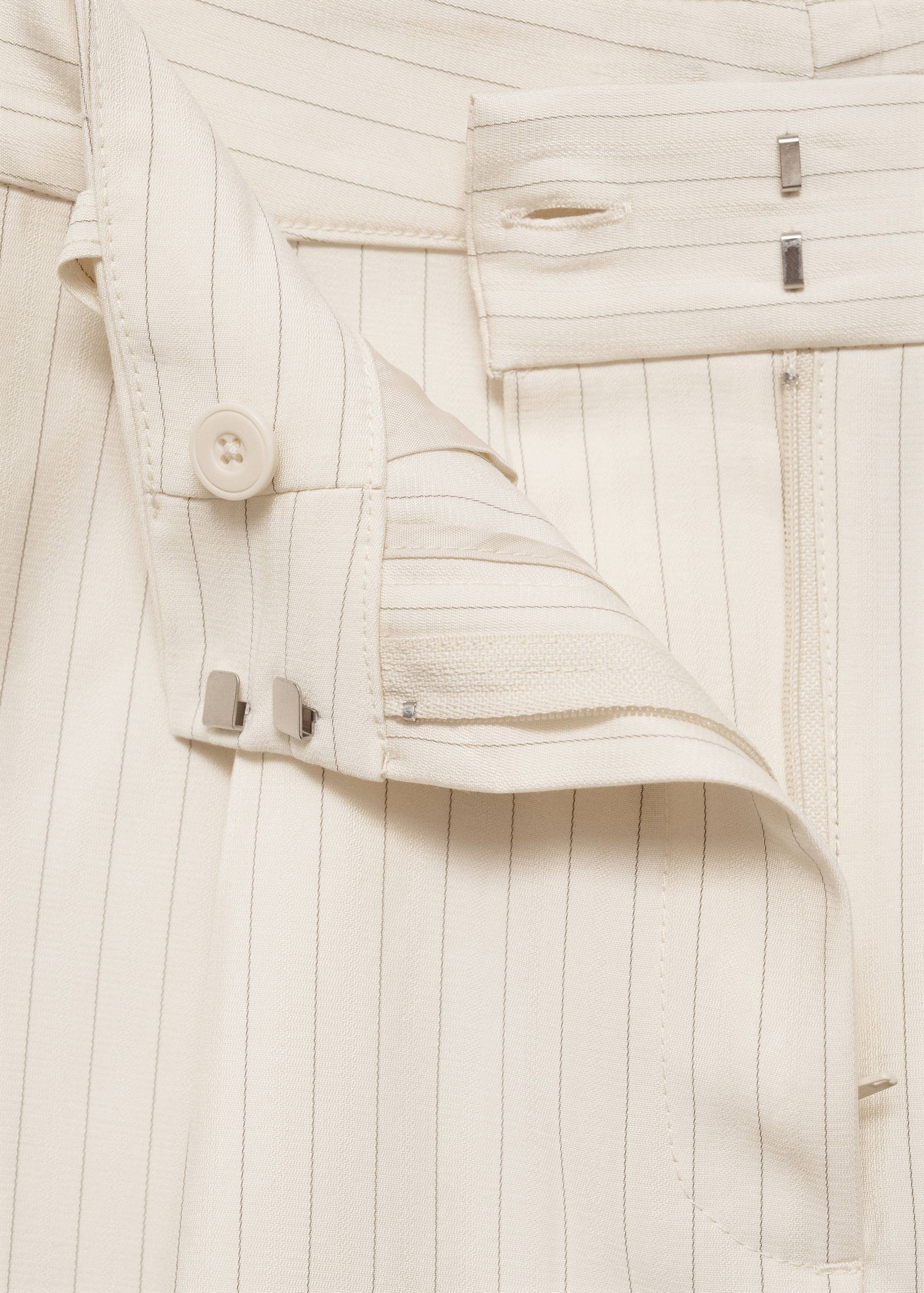 Straight-fit striped bermuda shorts - Details of the article 8