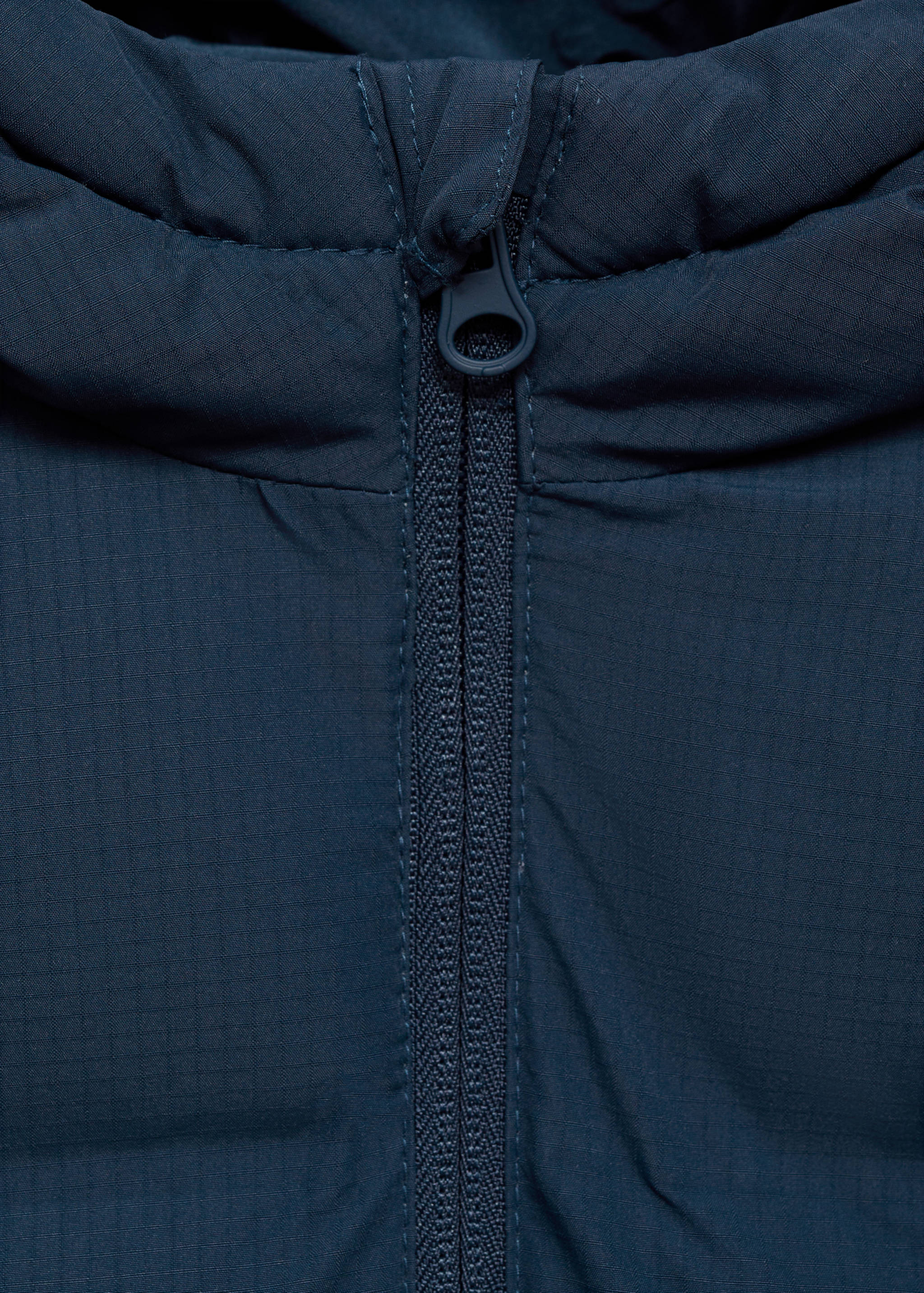 Quilted gilet with hood - Details of the article 8