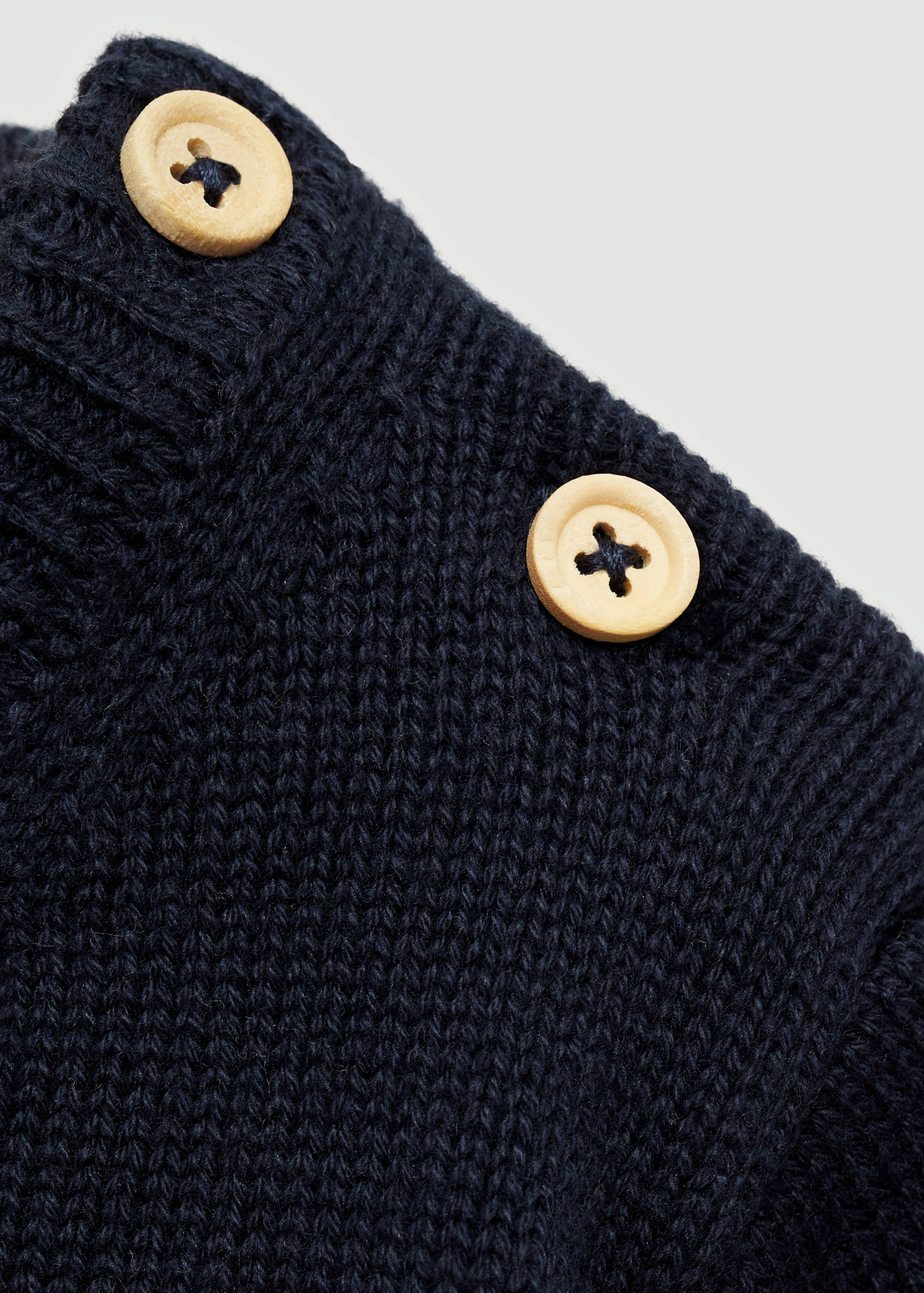 Buttons detail knit sweater - Details of the article 8