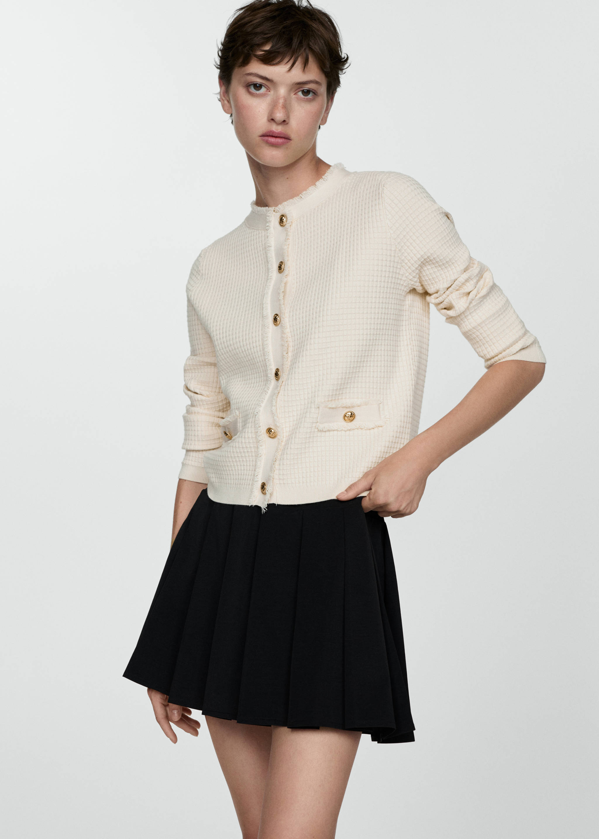 Cárdigan punto botones - Plano medio