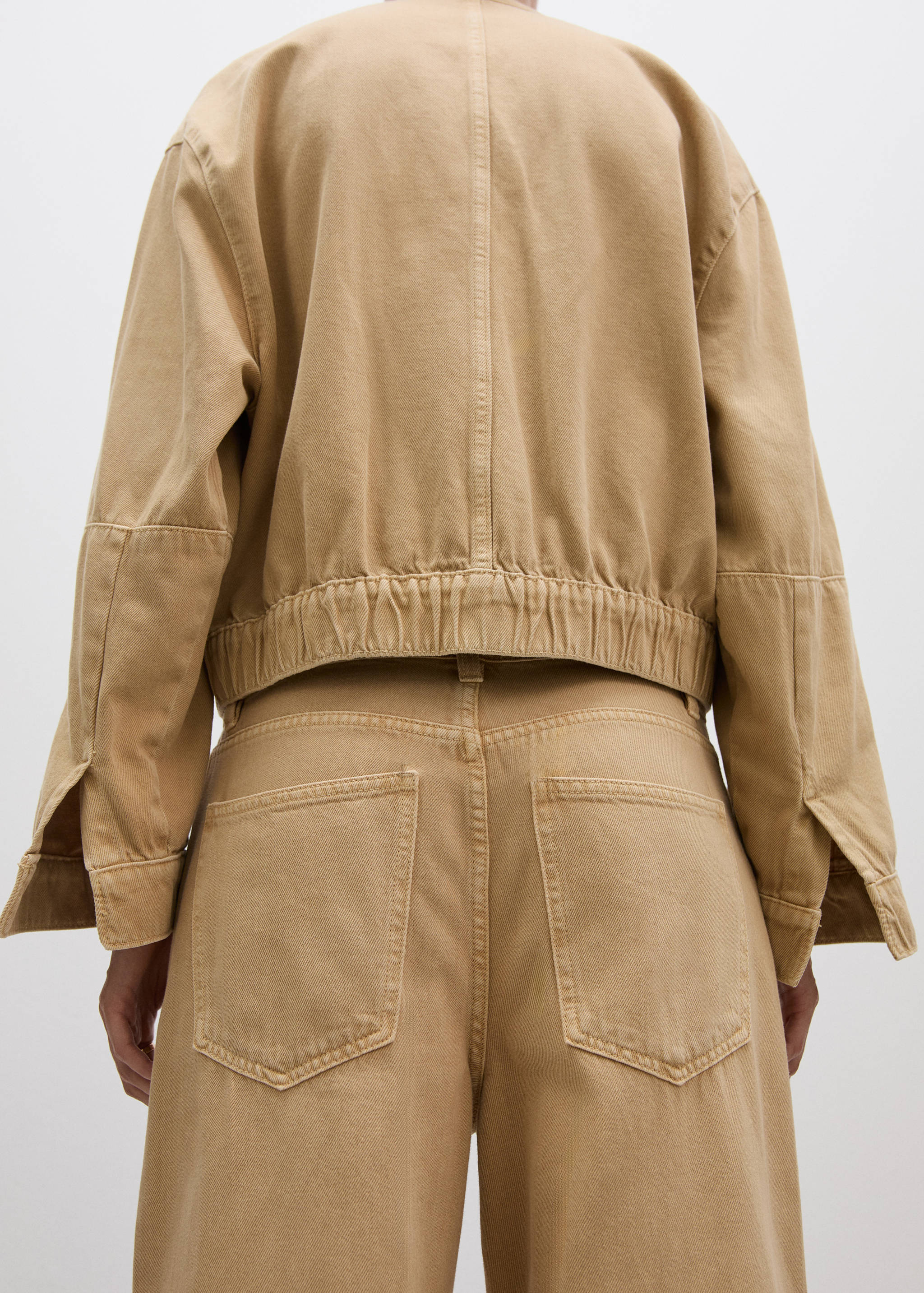 Cazadora bomber vaquera - Reverso del artículo