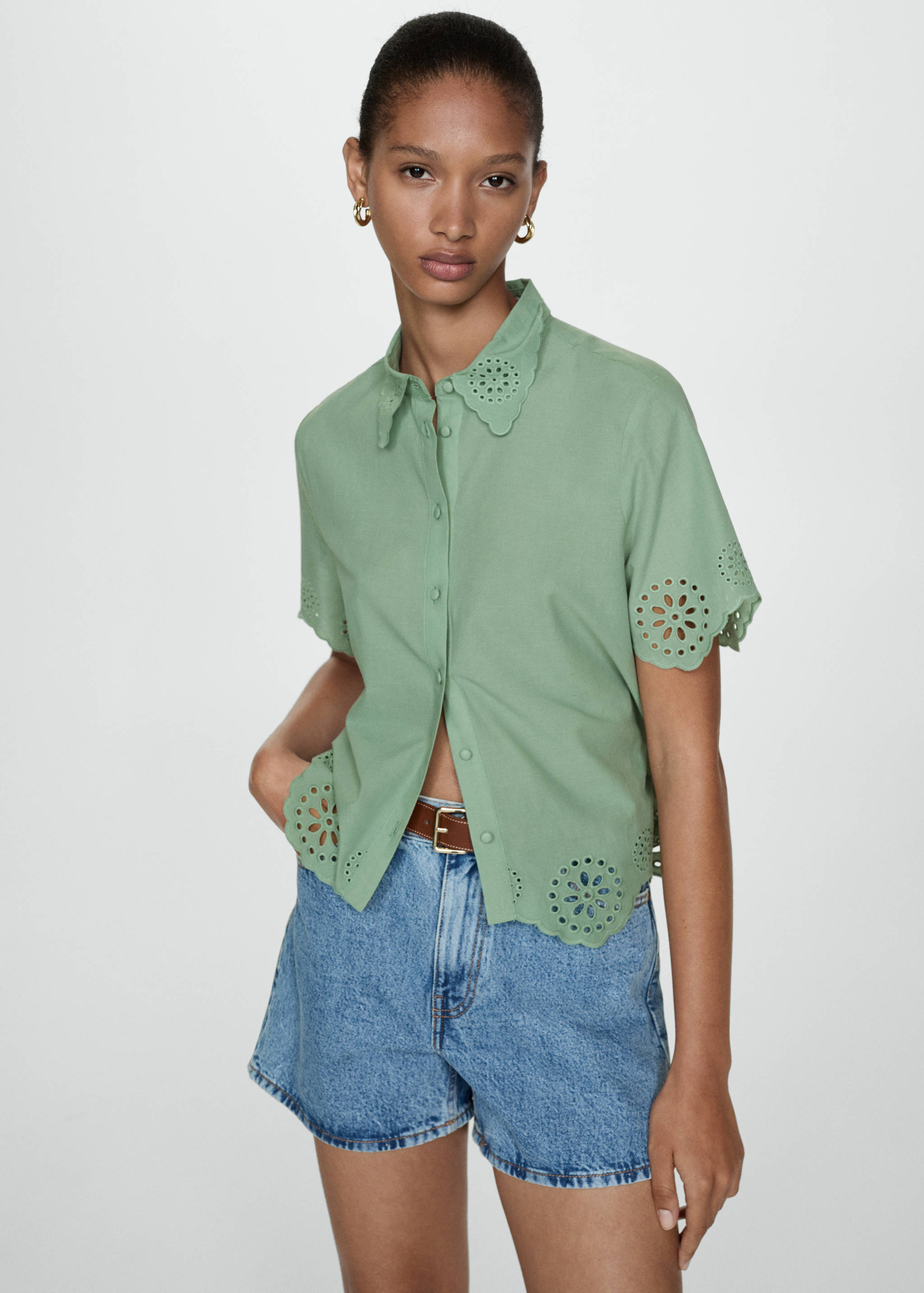 Embroidered openwork shirt - Details of the article 2
