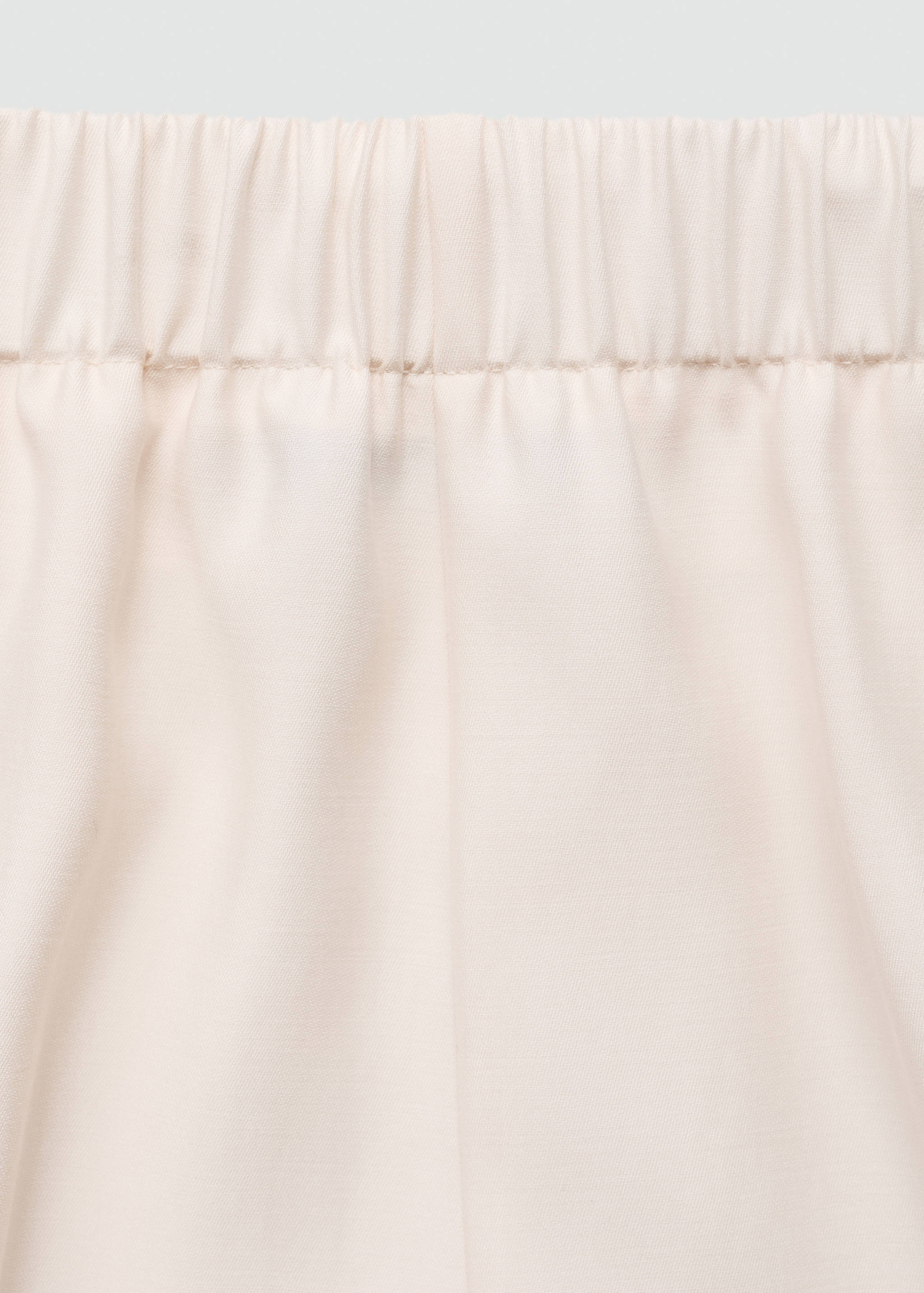 شورت بأزرار جوهرة - تفاصيل المنتج 0