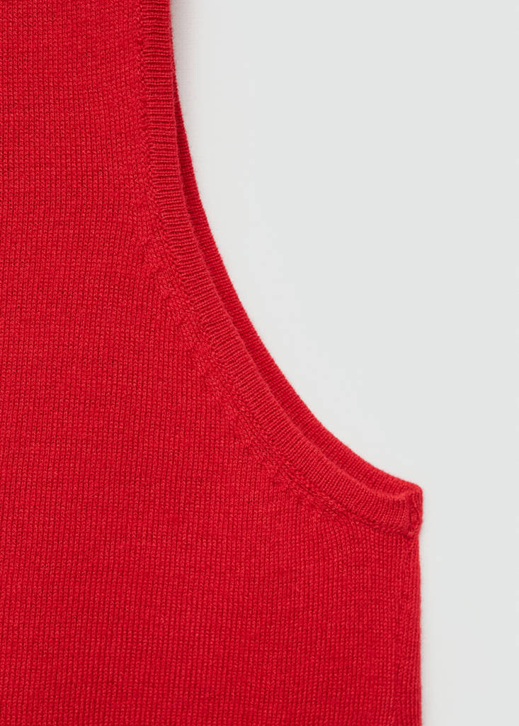 Fine-knit polo neck gilet — Red