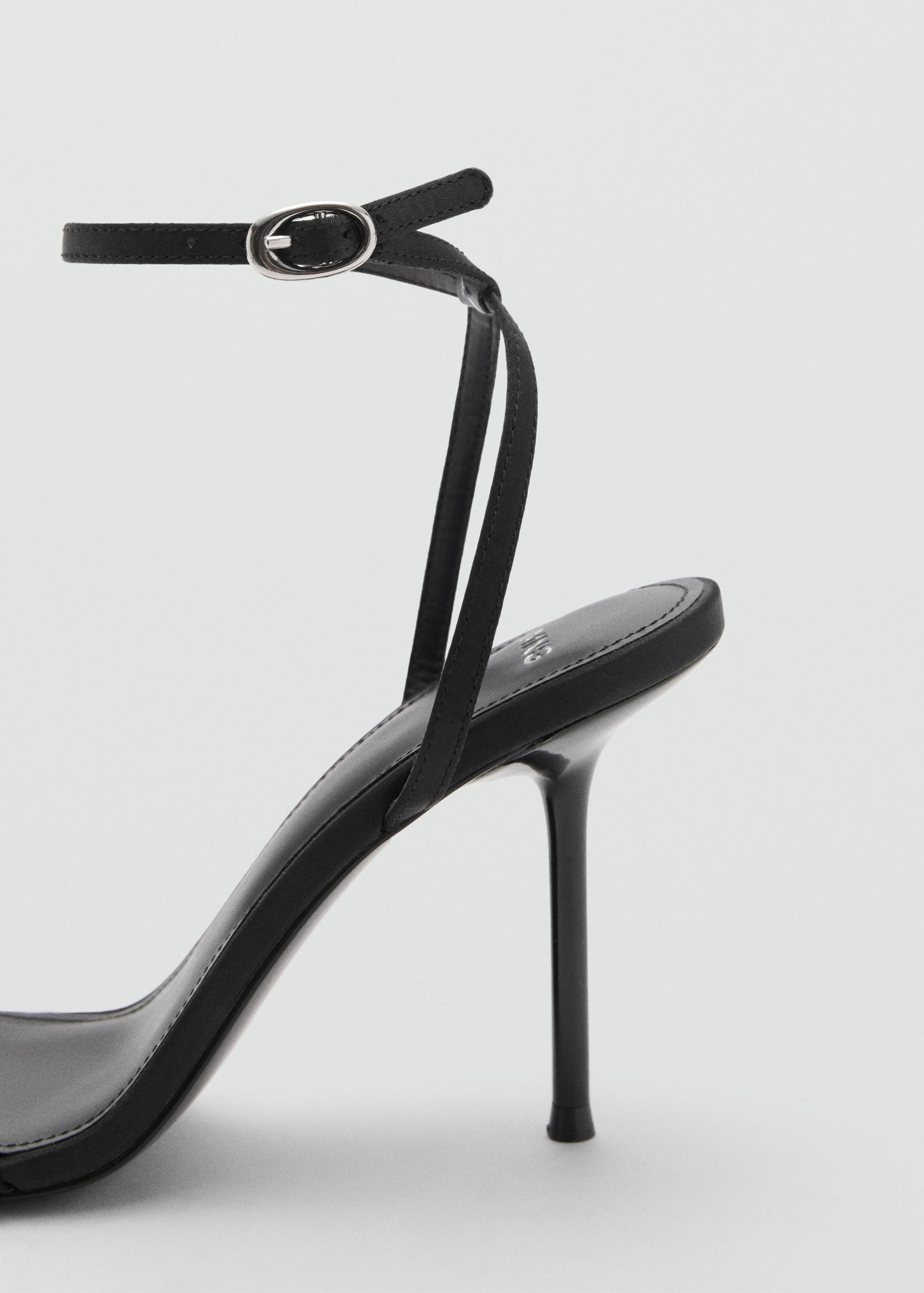 Sandales talon détail boucles - Détail de l'article 1