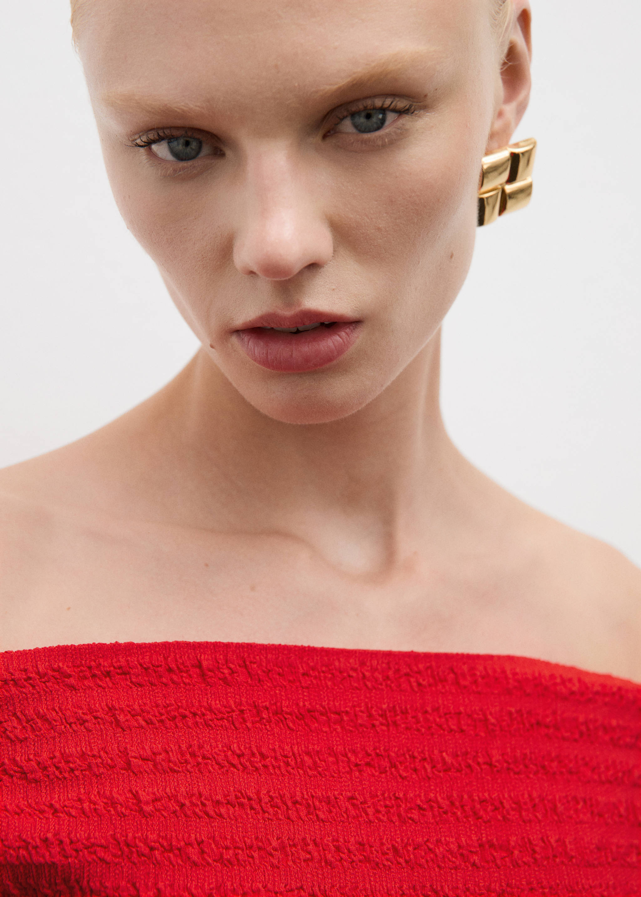 Off-the-shoulder long dress - Details of the article 1