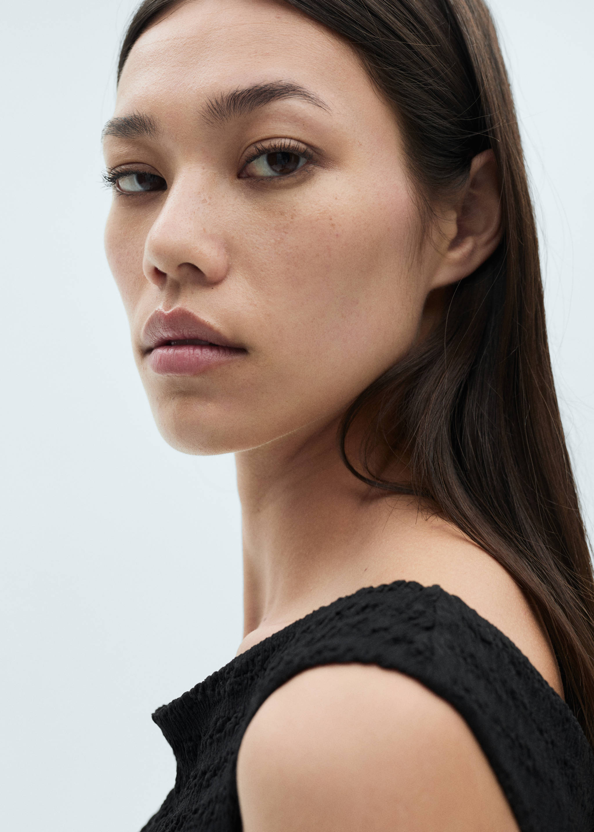 Off-the-shoulder long dress - Details of the article 1