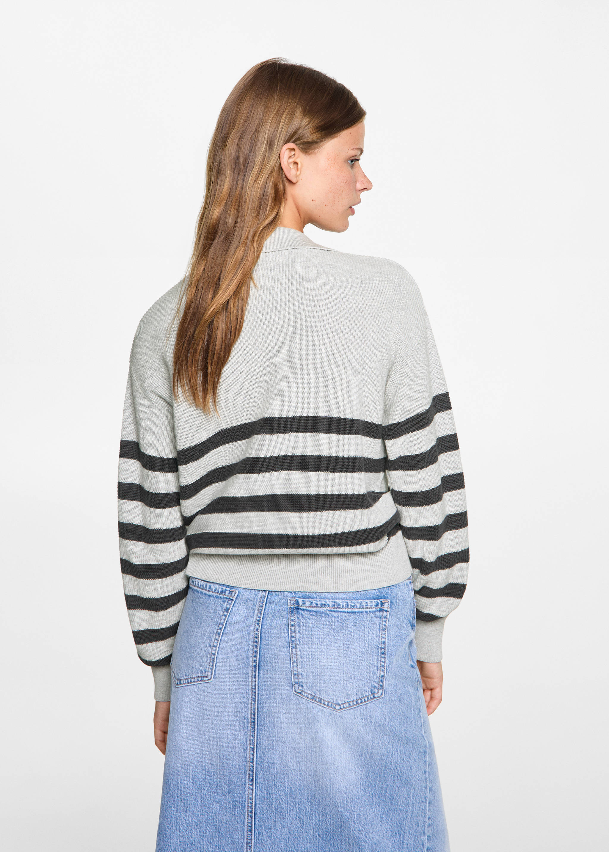Knit striped sweater - Reverse of the article