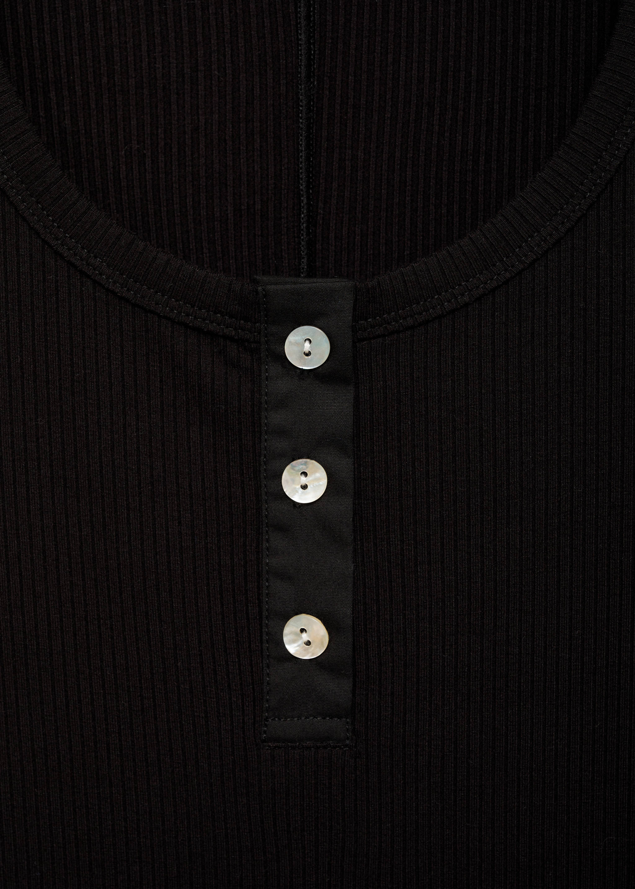 Robe côtelée à boutons - Détail de l'article 8