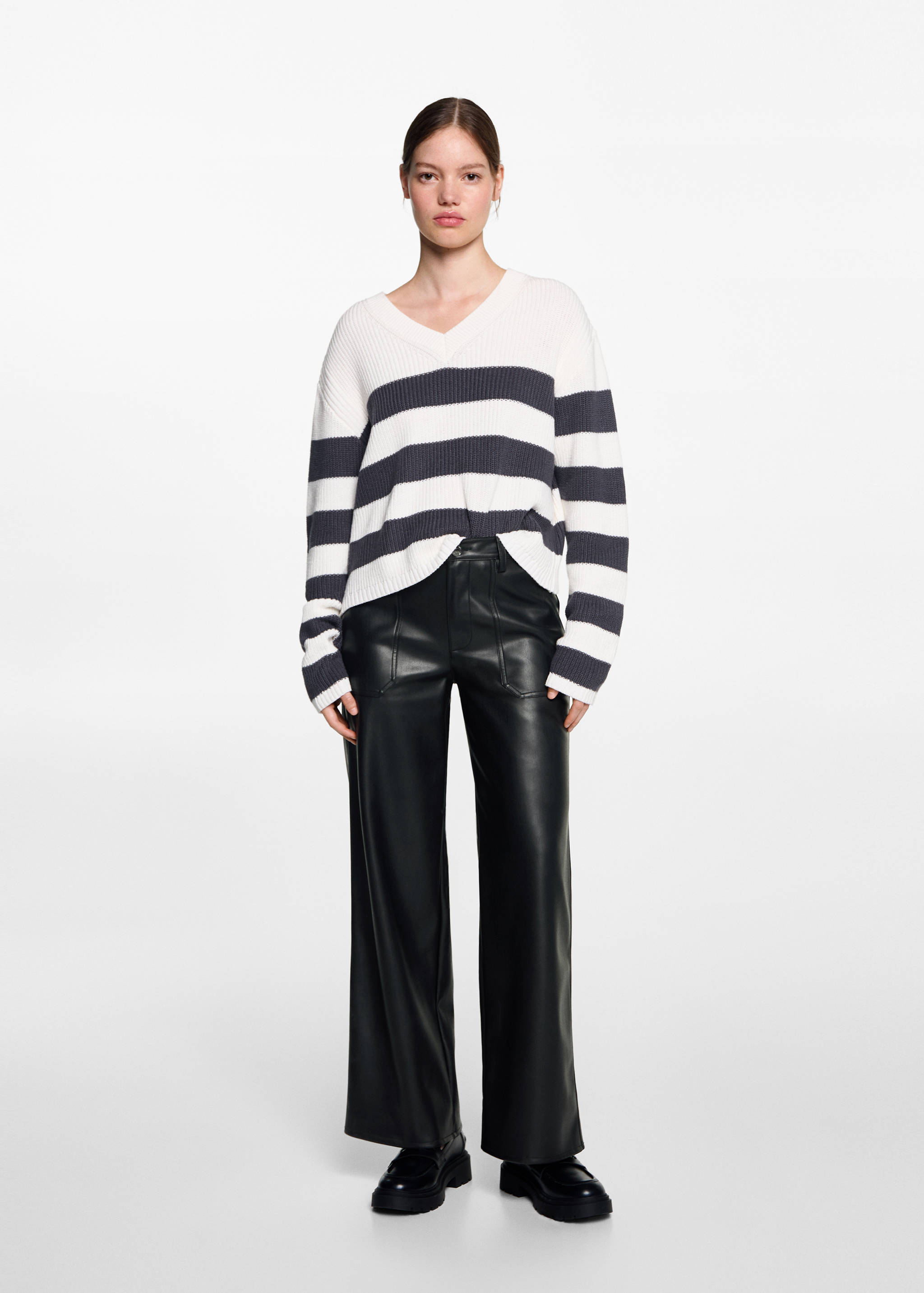 Pantalón efecto piel - Plano general