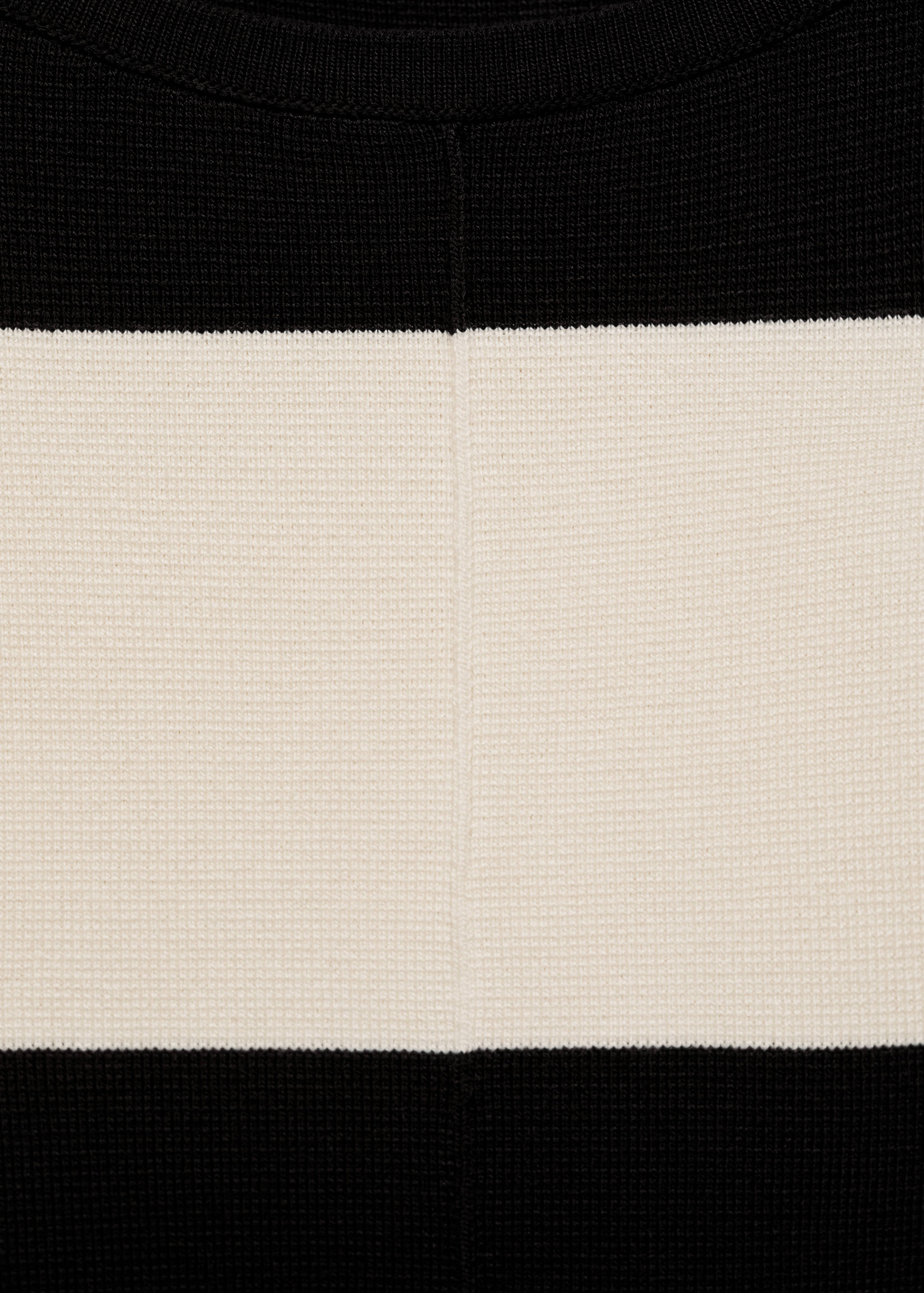 Short-striped knitted dress - Details of the article 8