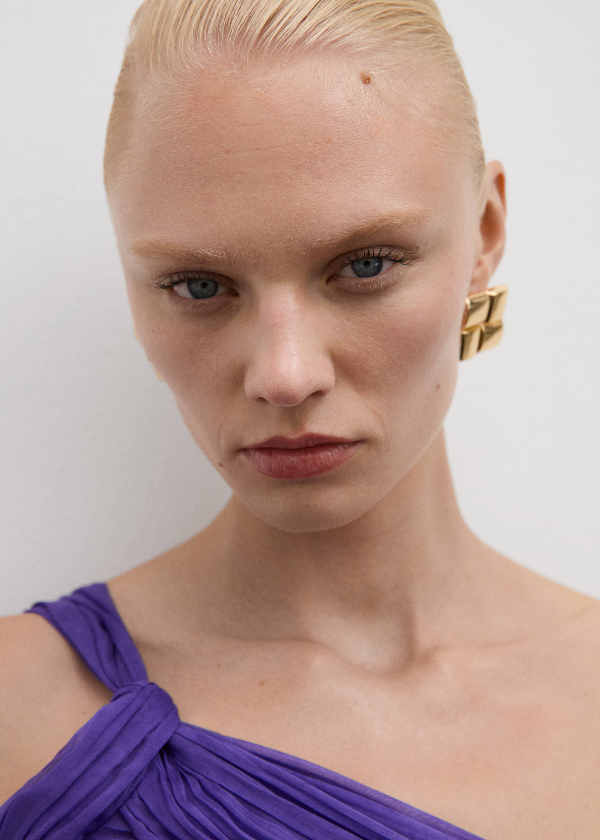 Asymmetrical draped short dress - Details of the article 1