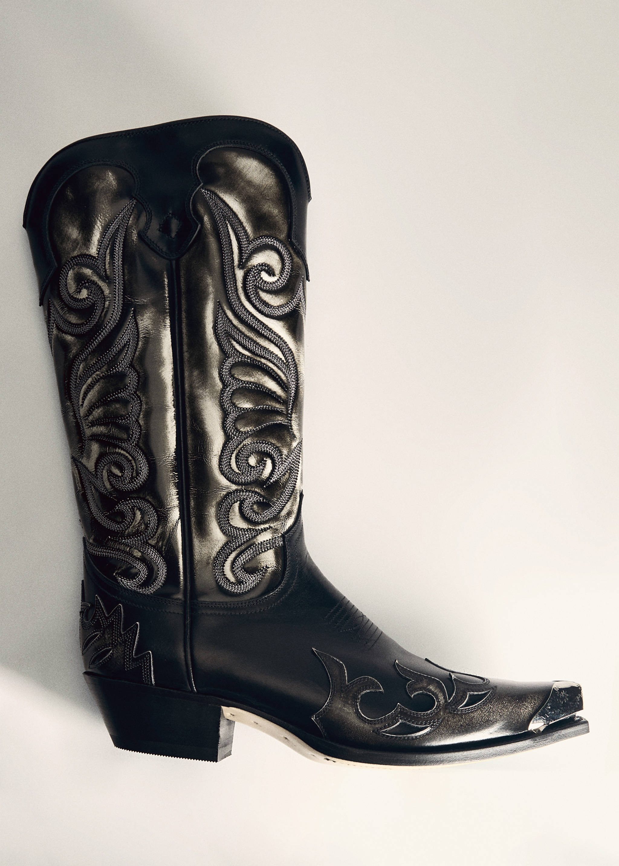Two-tone leather cowboy boots - Details of the article 5