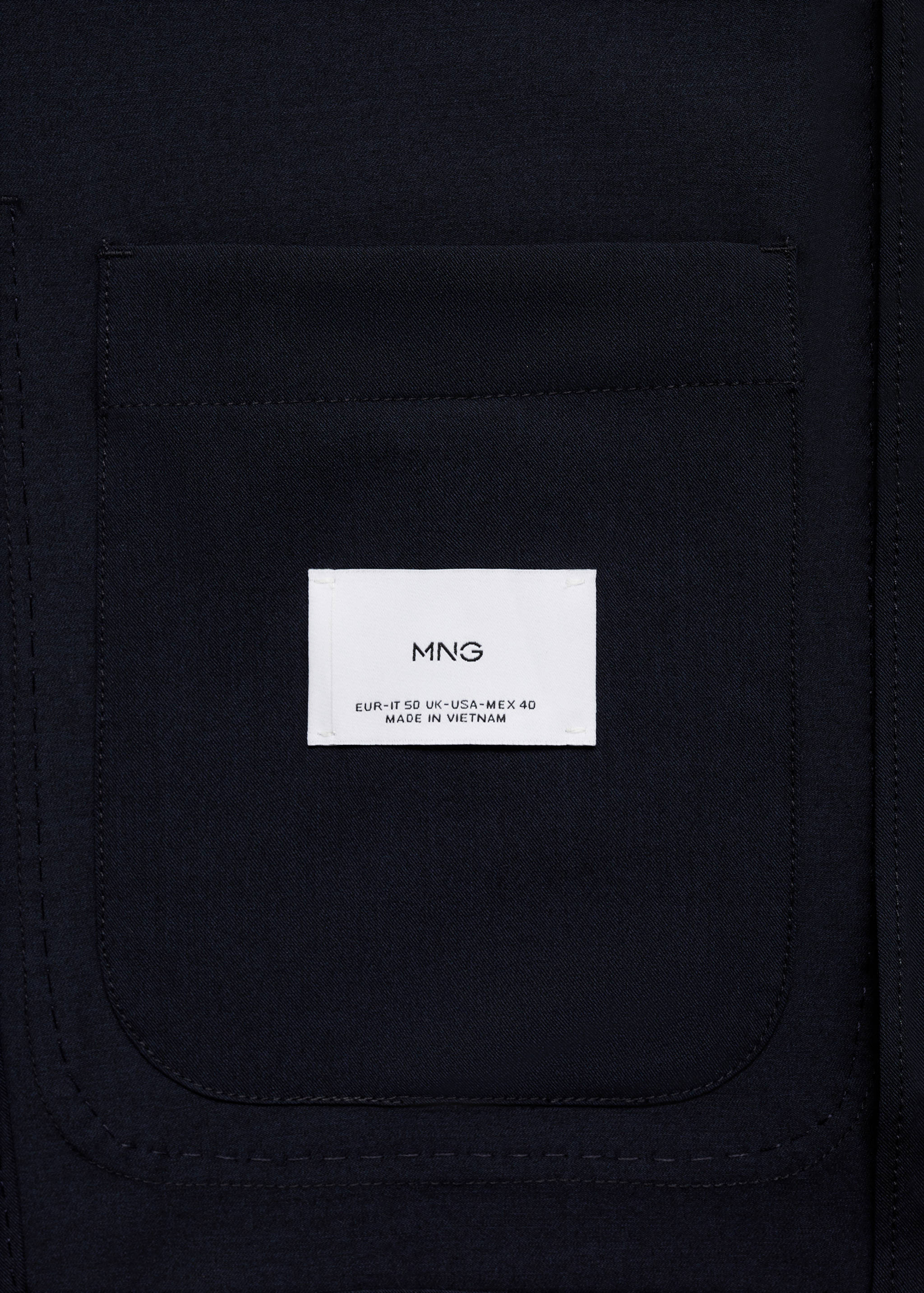 Slim-fit suit jacket with pockets - Details of the article 0