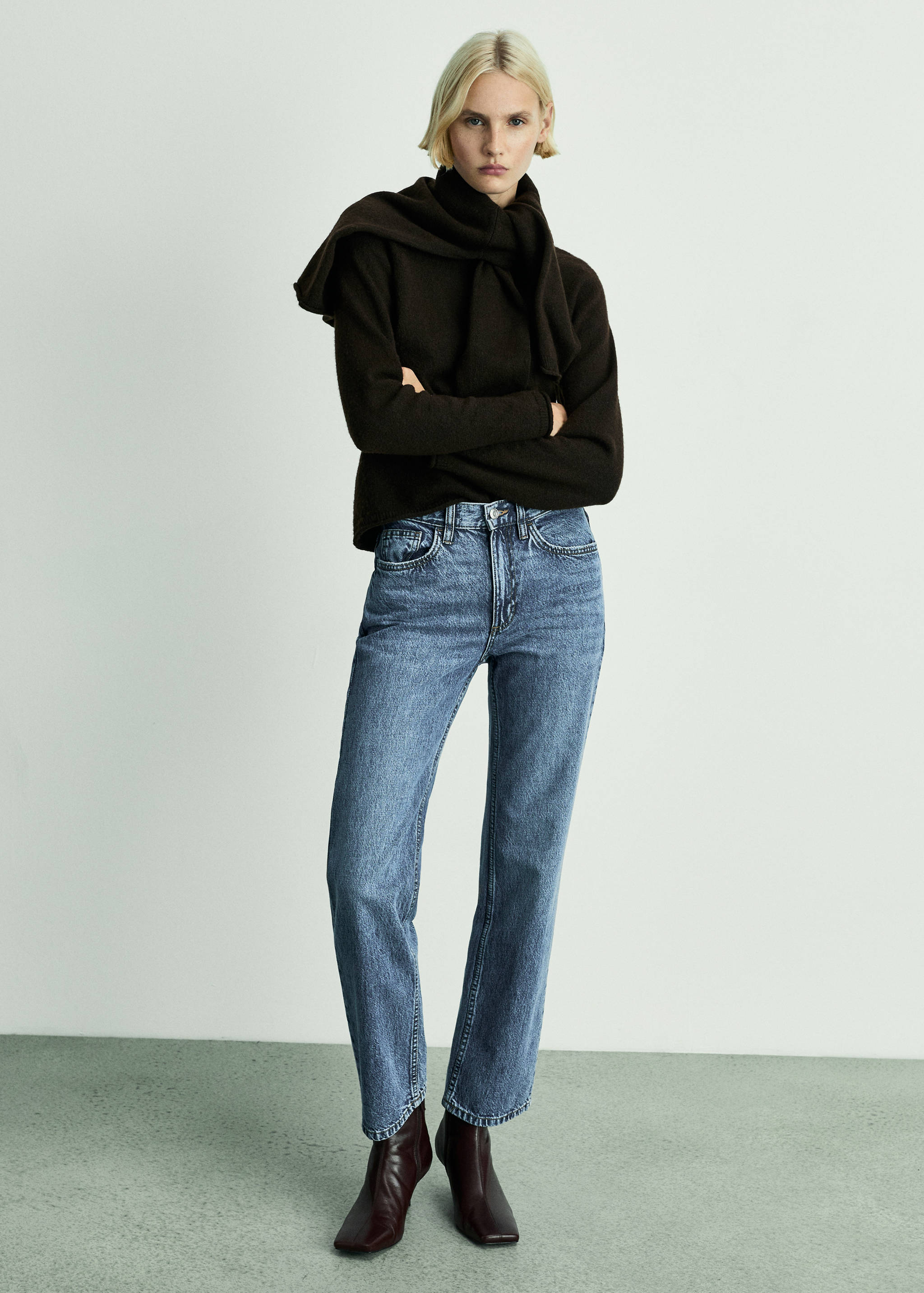 Matilda medium-rise straight-fit jeans - General plane