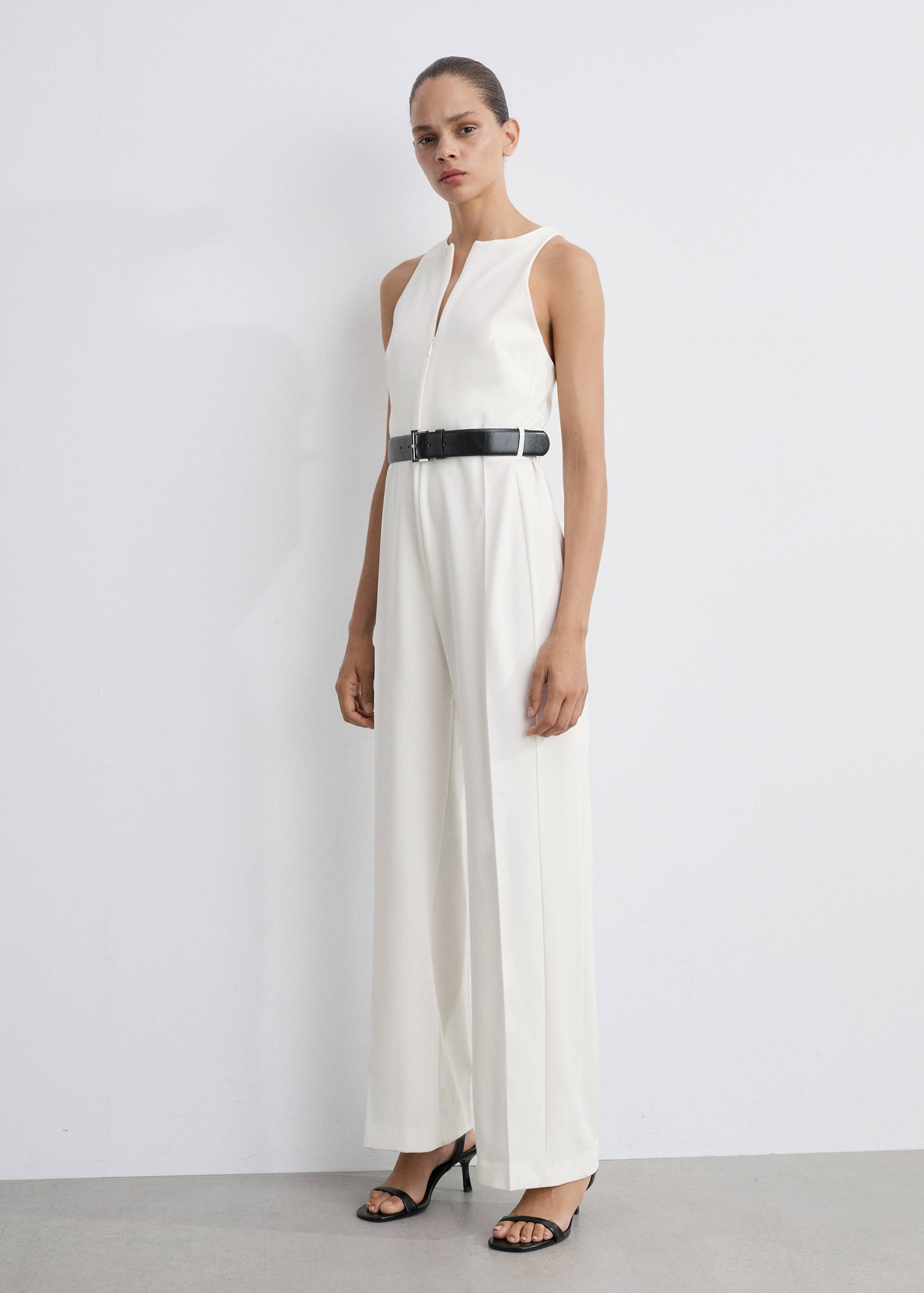 Jumpsuit with belt and zip - General plane