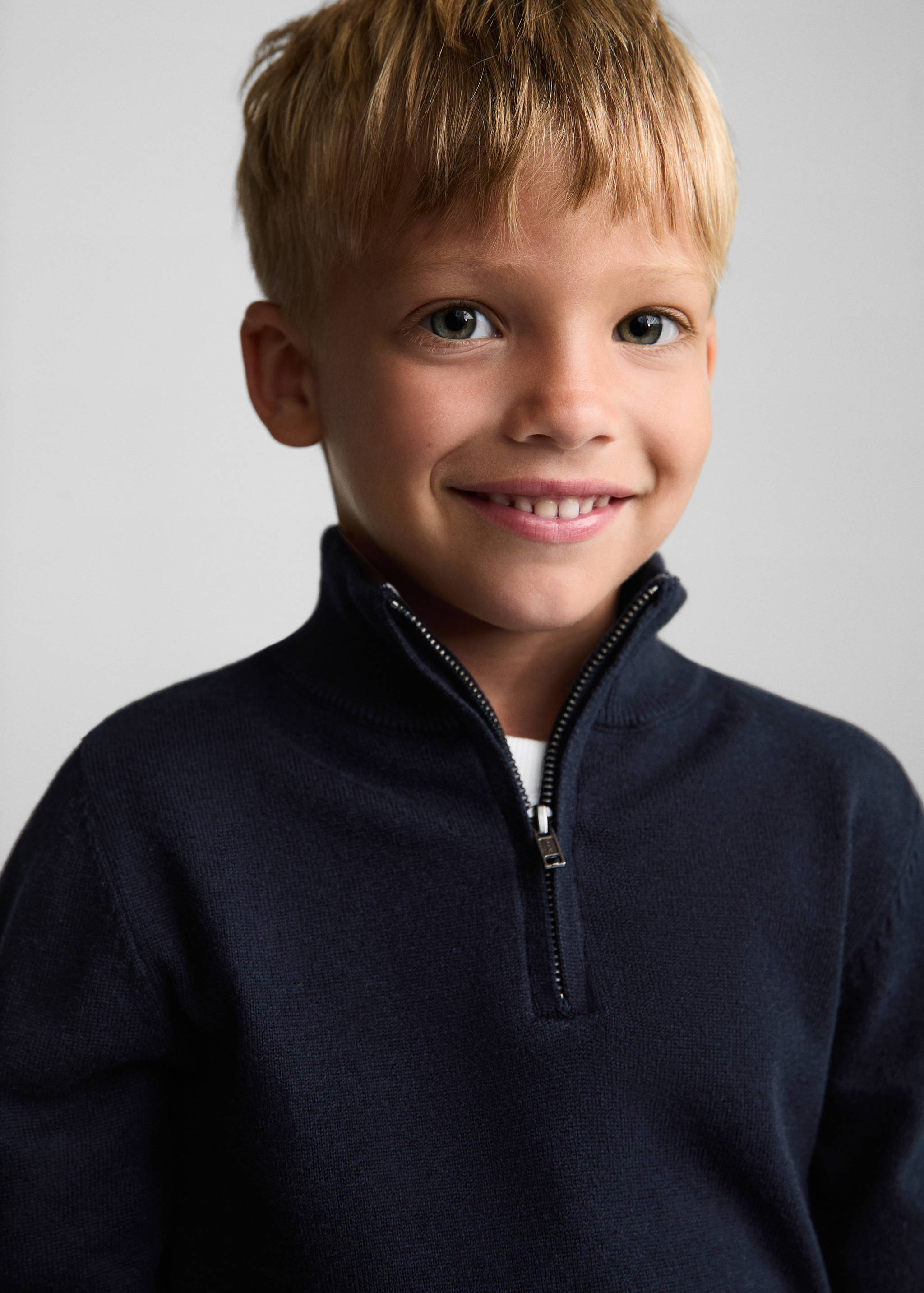 Zip neck jumper - Details of the article 1