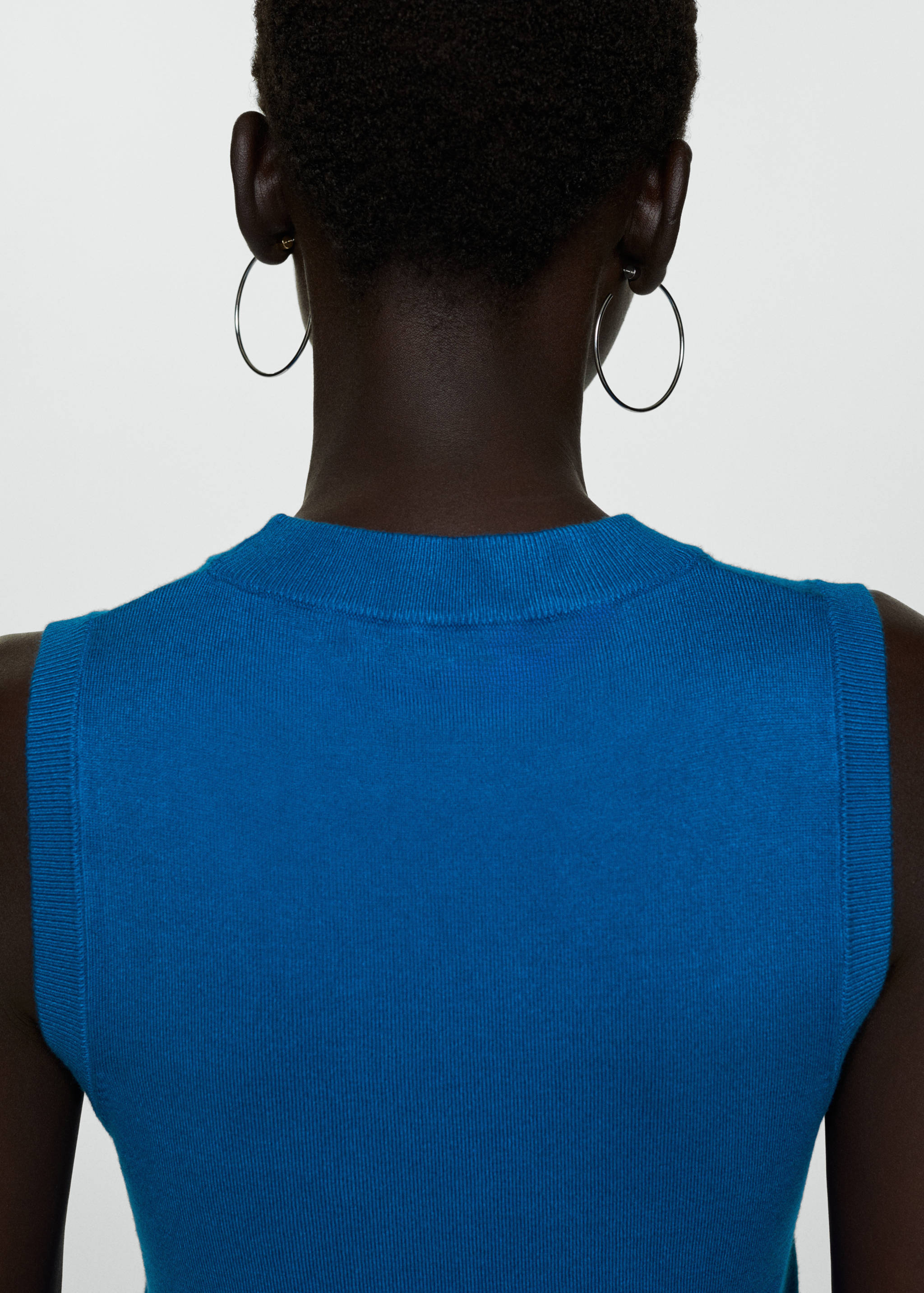 Top punto tirantes anchos - Reverso del artículo