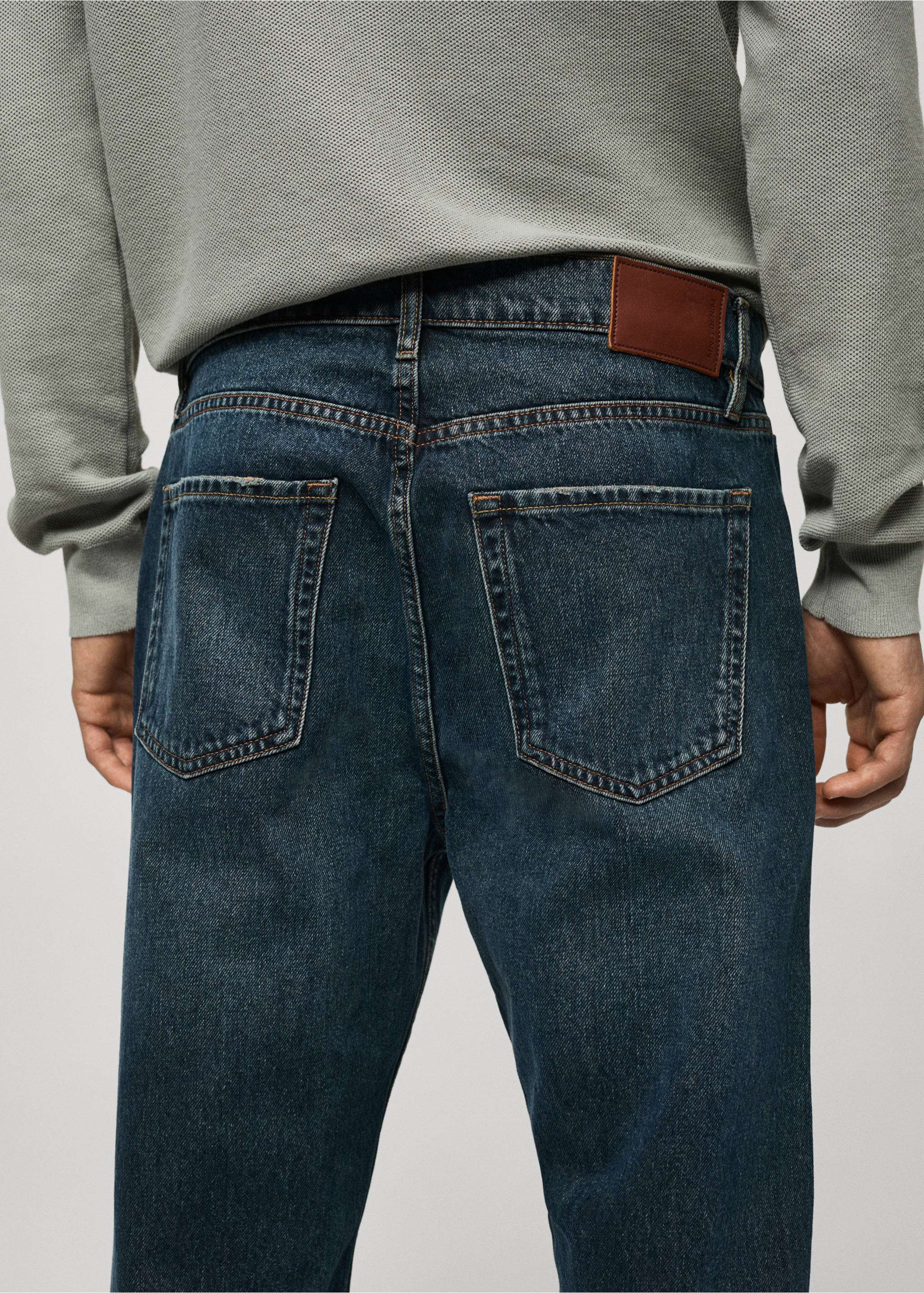 Jeans straight fit lavado oscuro desgastado - Detalle del artículo 3, Verde menta. Ref: 77065149-00.