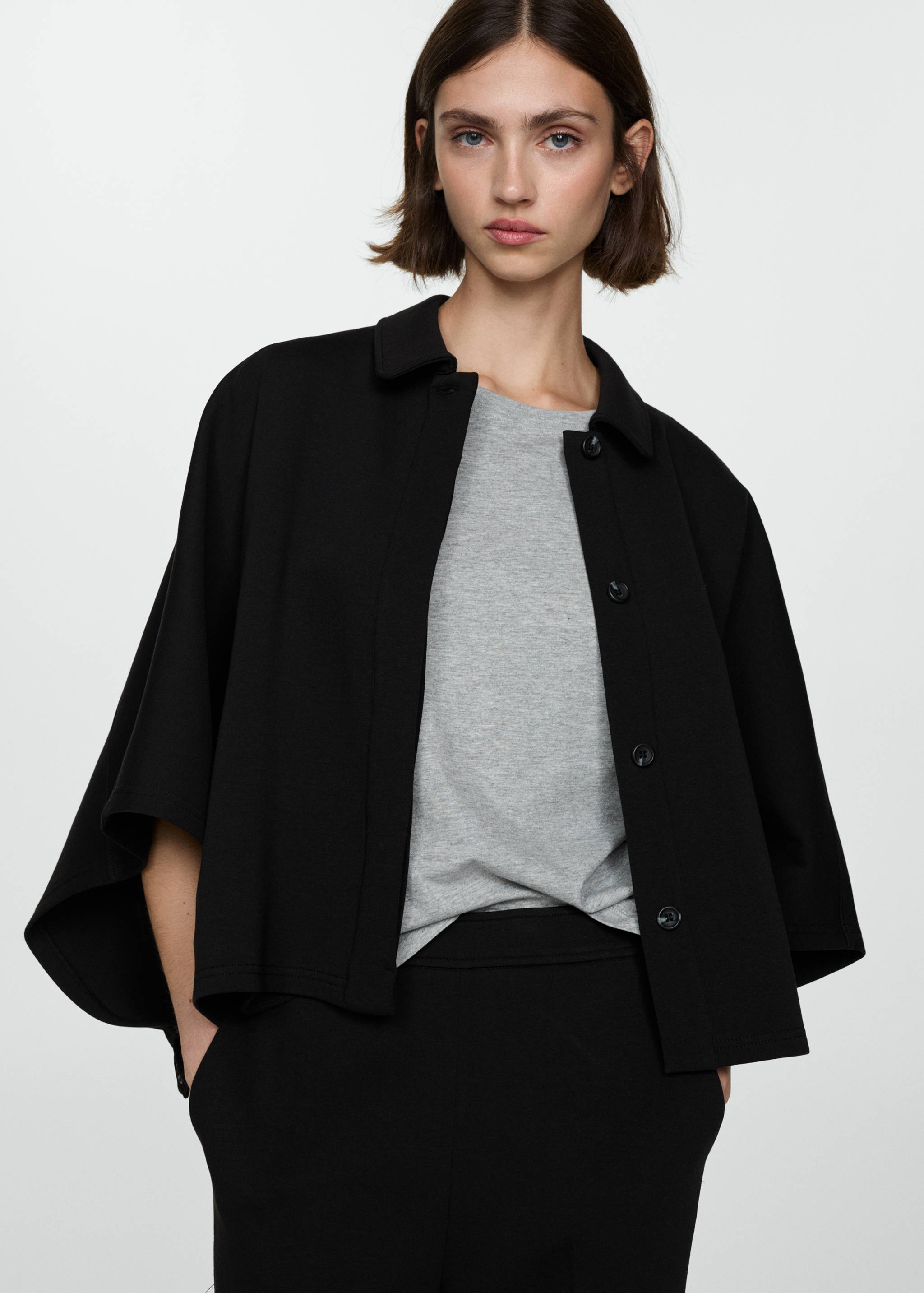 Cape jacket with buttons - Medium plane