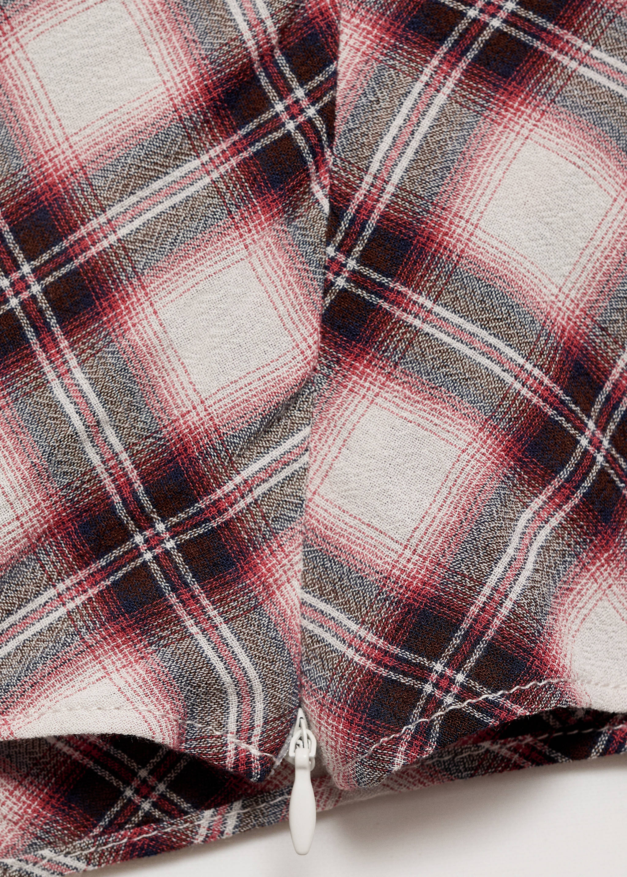 Asymmetric checked blouse - Details of the article 0