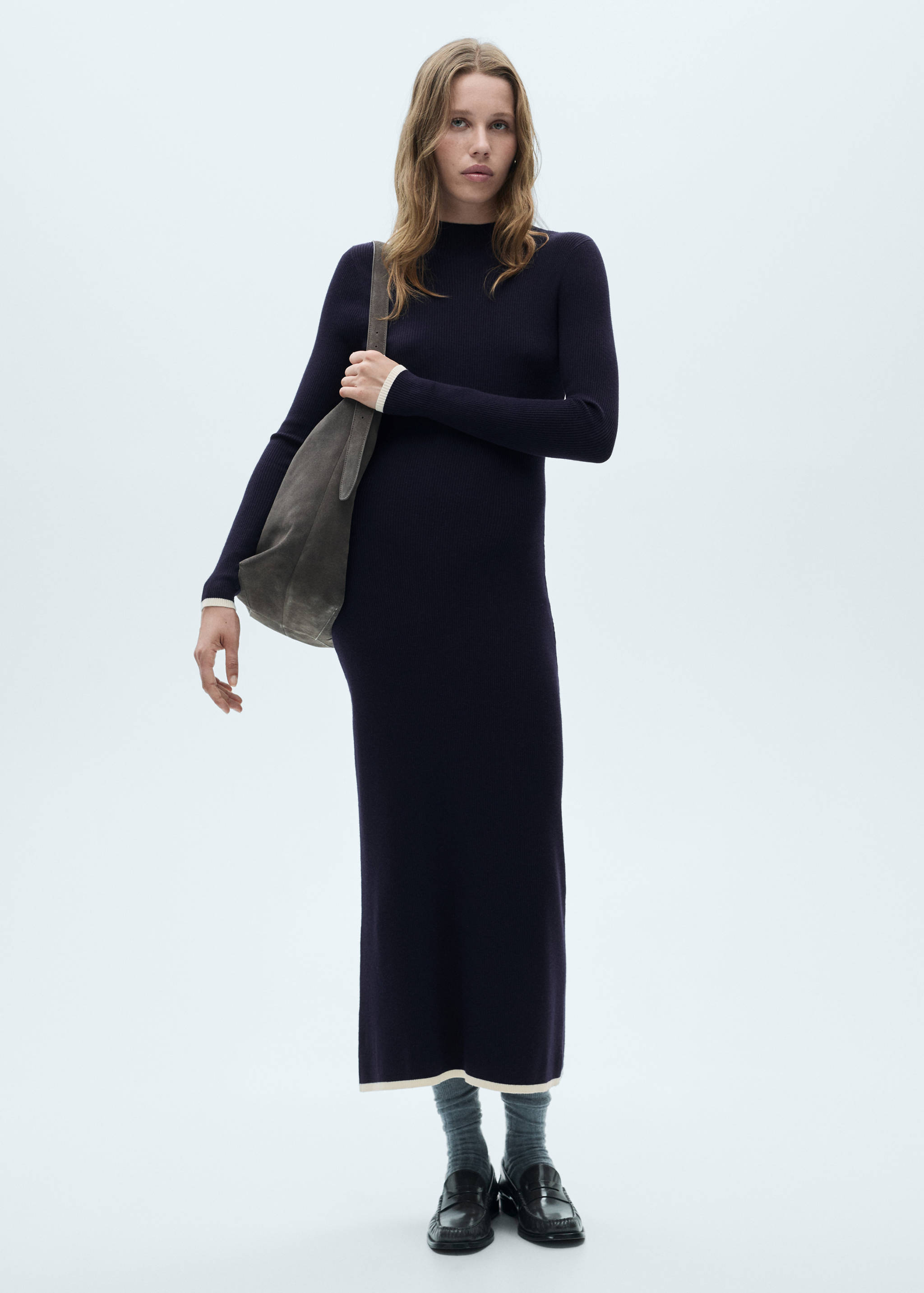 Knitted dress with contrasting trims - General plane