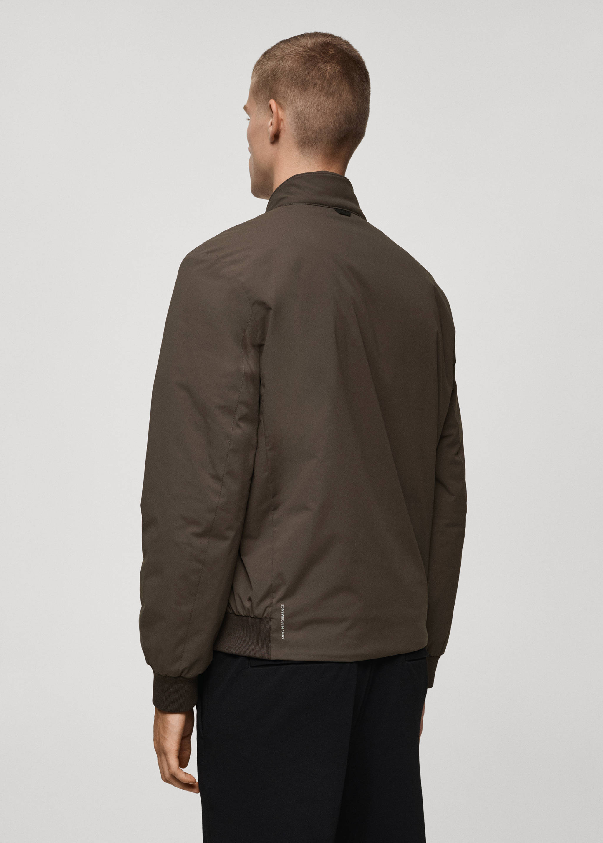 Водонепроницаемая куртка с наполнителем Thermore® - Обратная сторона изделия