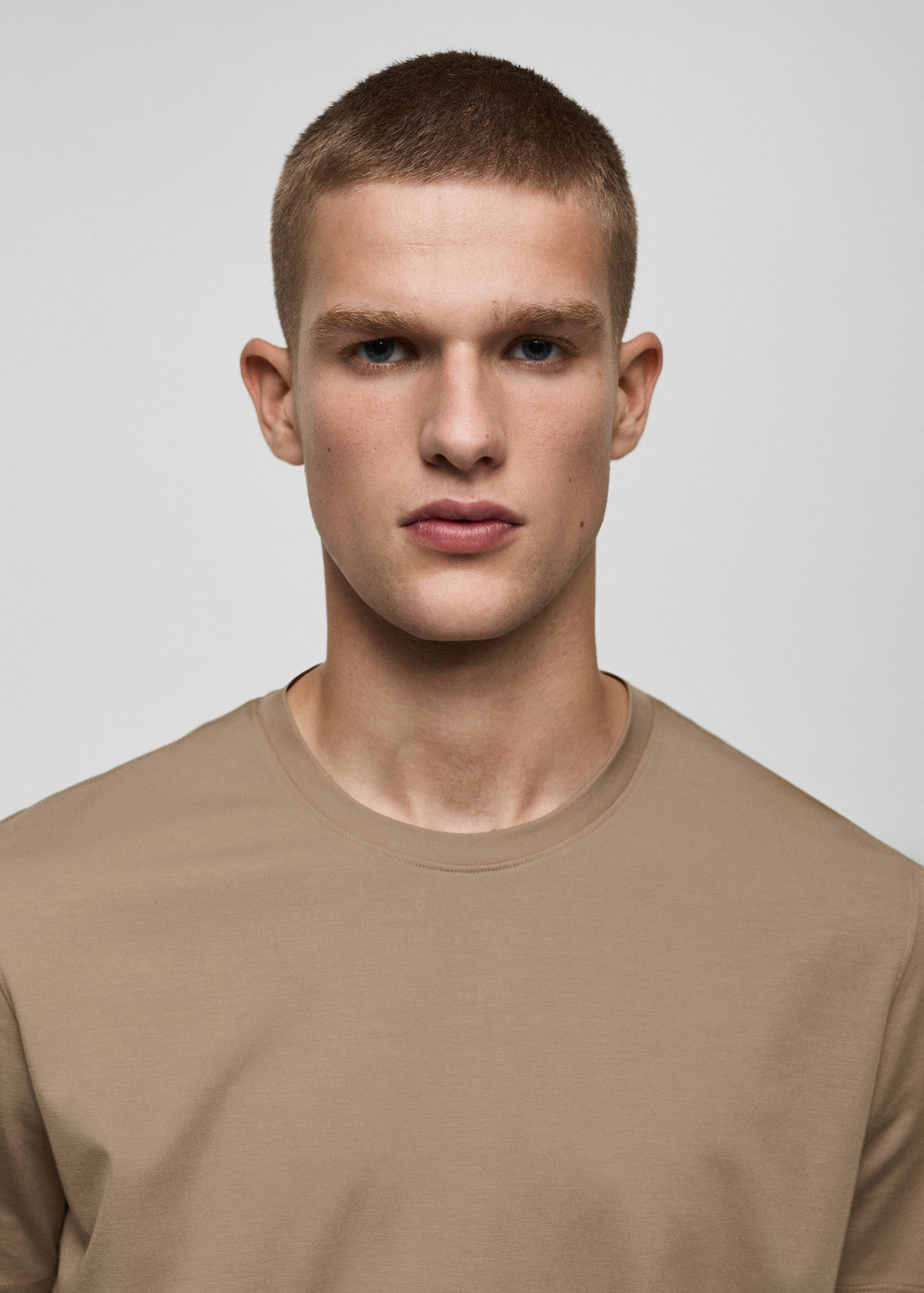 Crease-resistant comfort stretch t-shirt - Details of the article 1