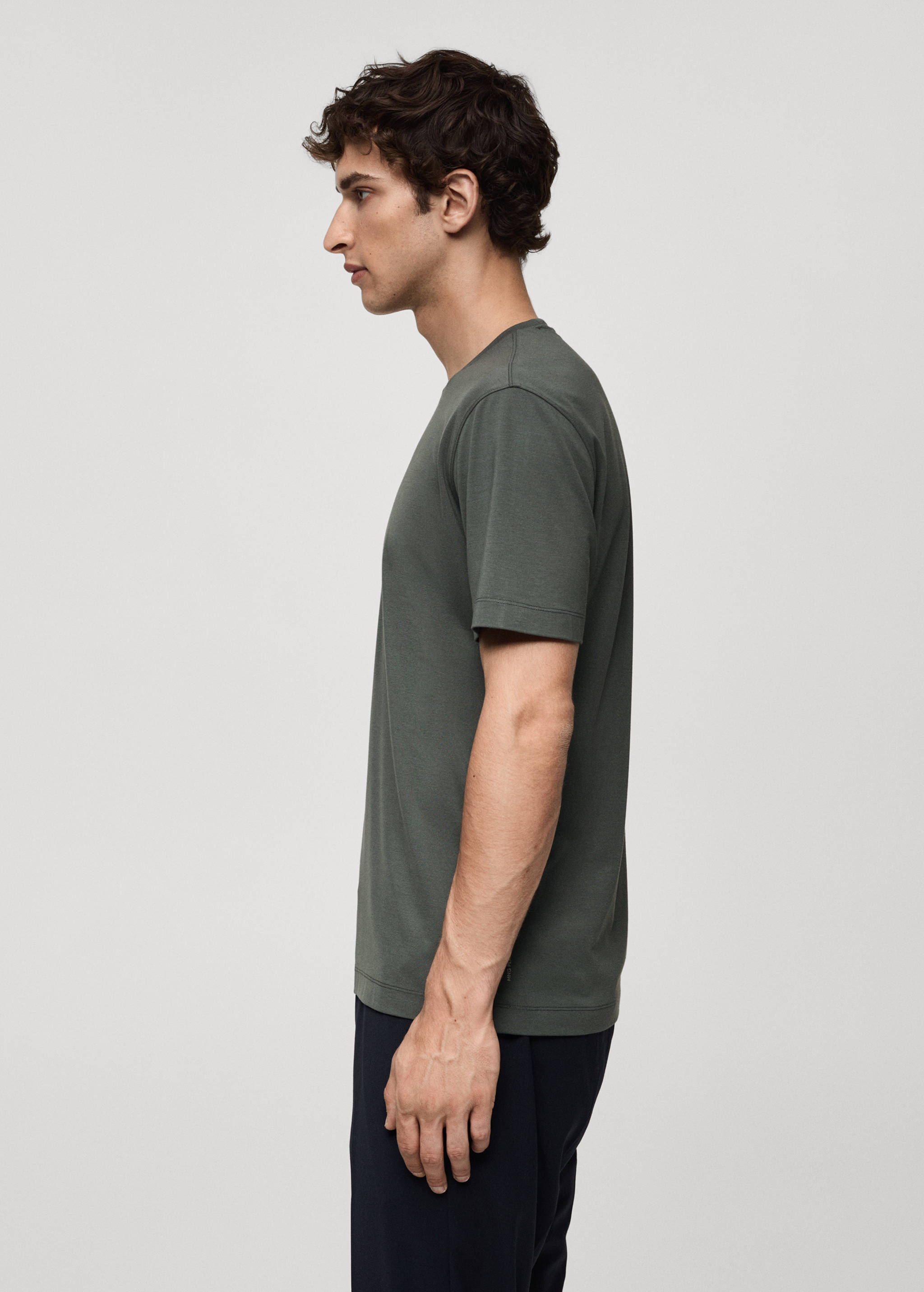 Crease-resistant comfort stretch t-shirt - Details of the article 2