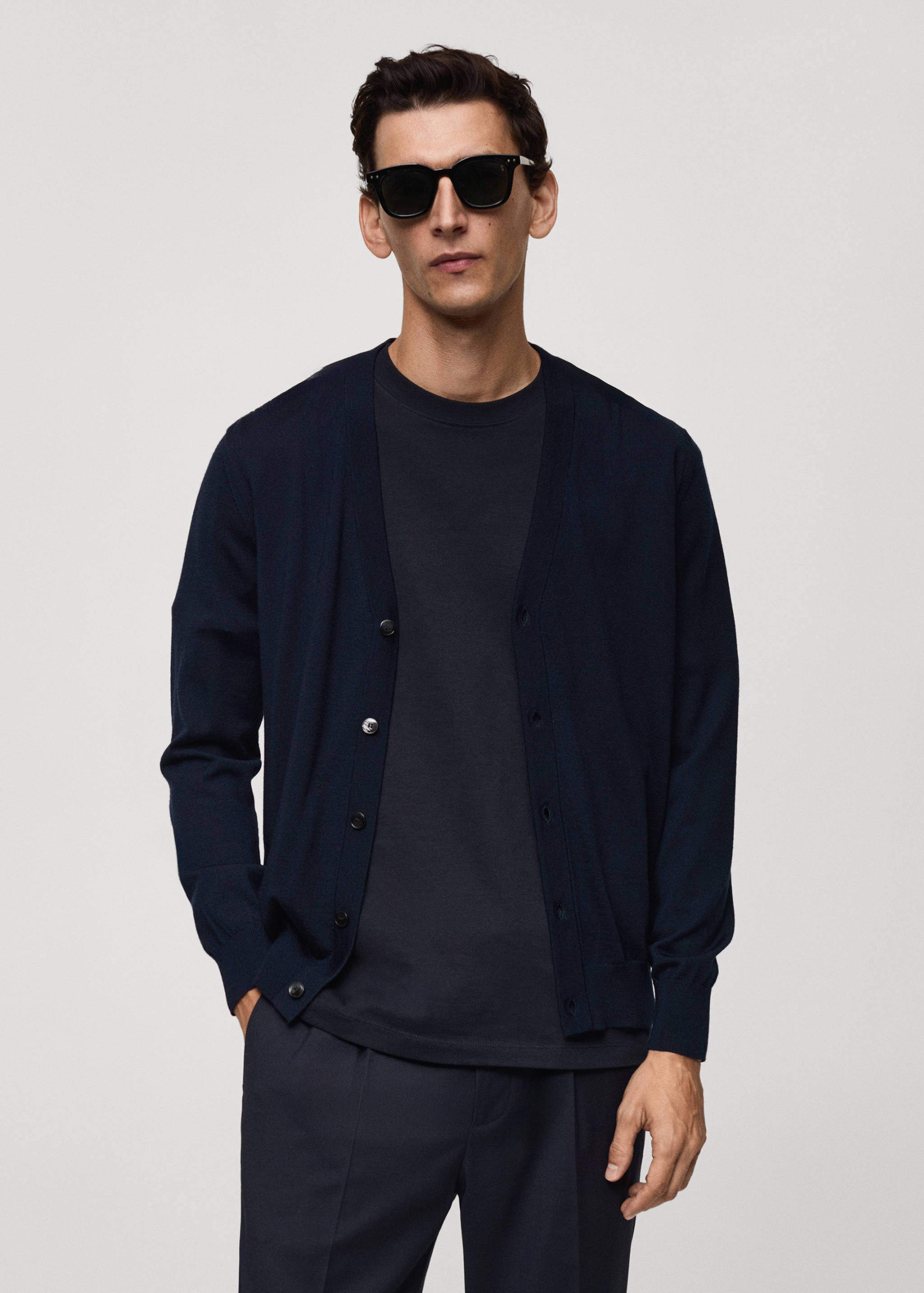 100% merino wool medium-knit cardigan - Medium plane