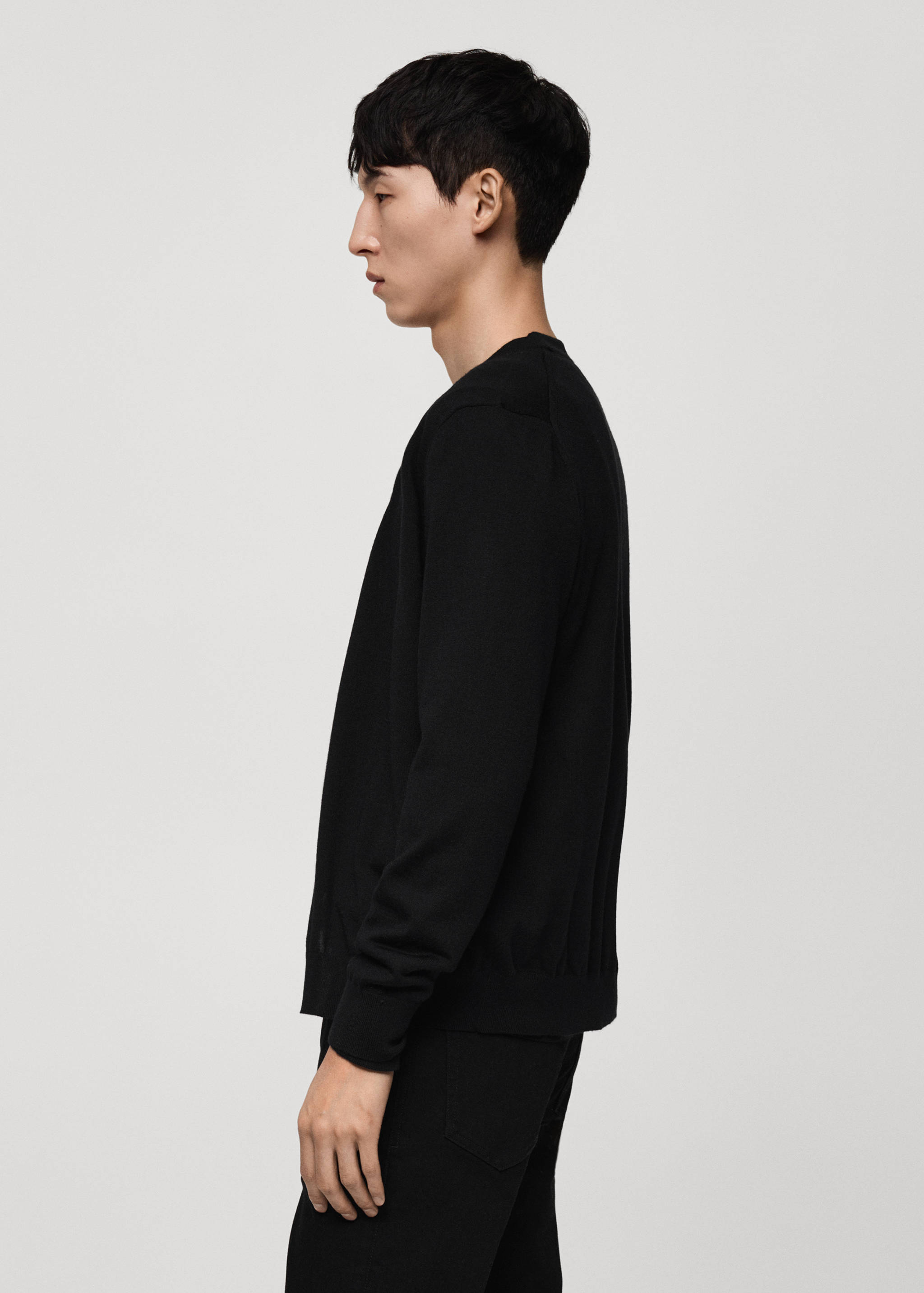 100% merino wool medium-knit cardigan - Details of the article 2