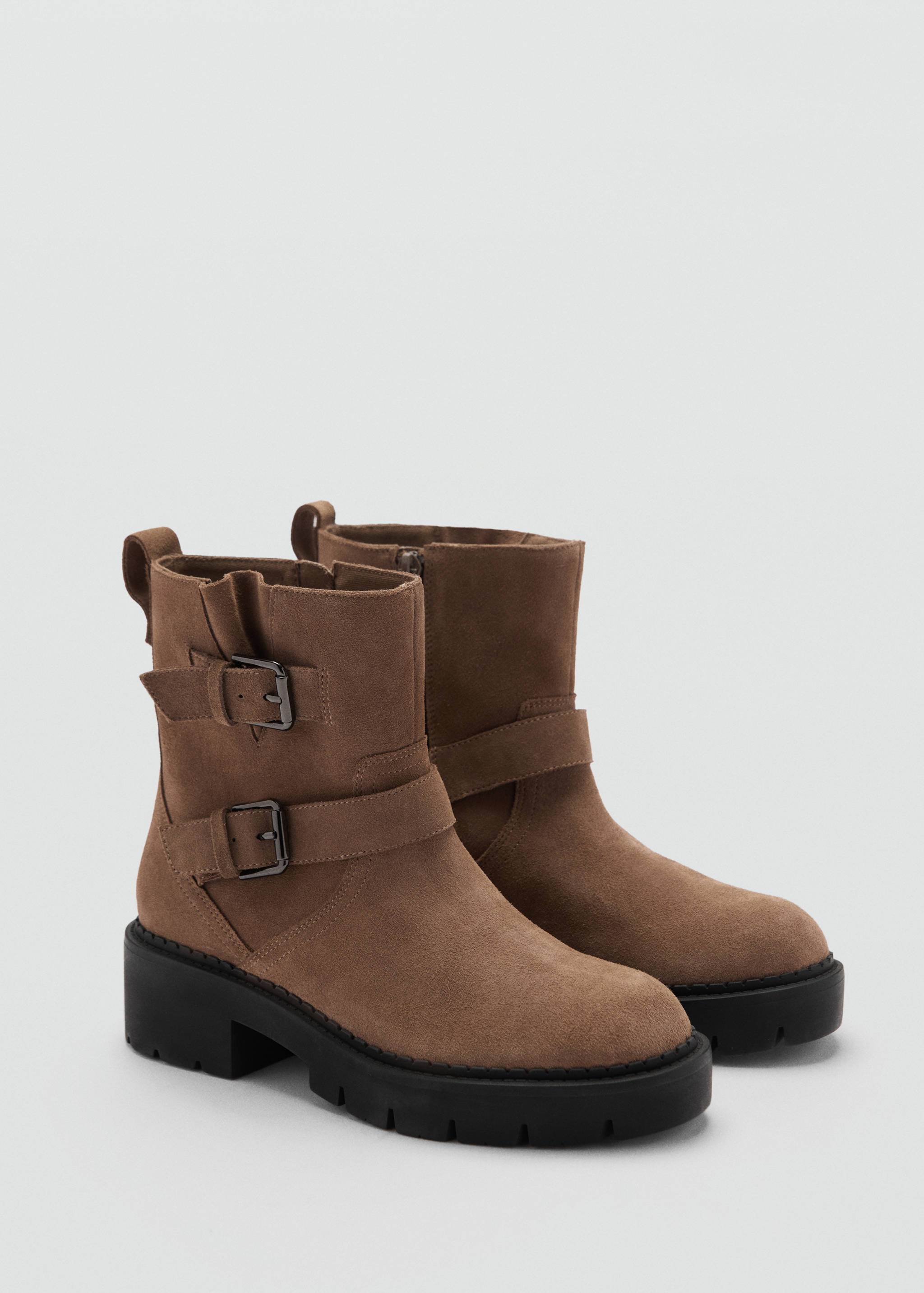 Bottines cuir boucles - Plan moyen