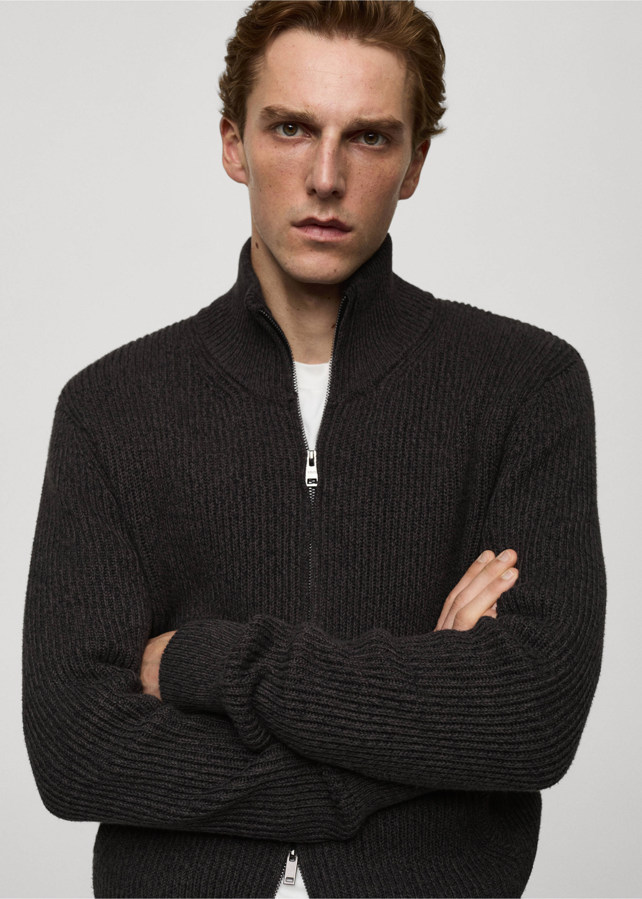 Chunky-knit ribbed sweater with zip - Details of the article 1, Charcoal. Ref: 77065975-00.