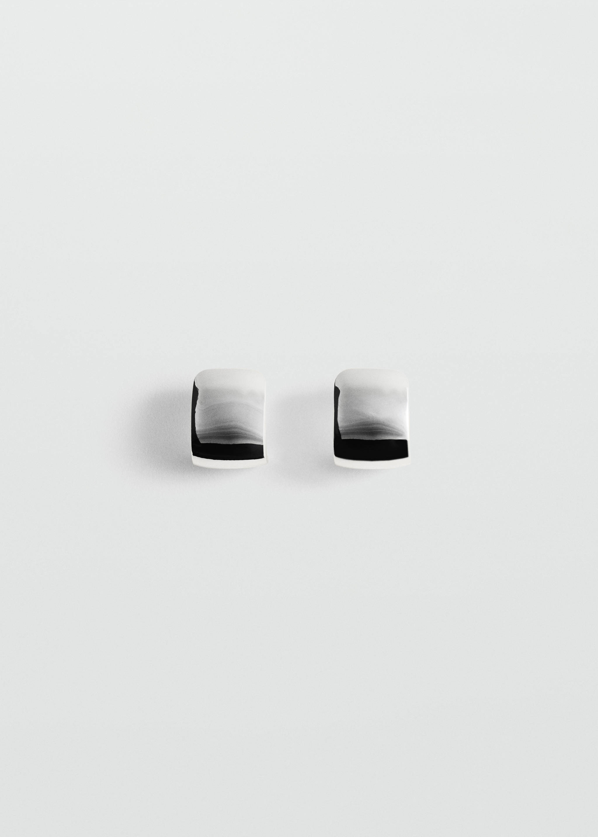 Volume hoop earrings - Article without model