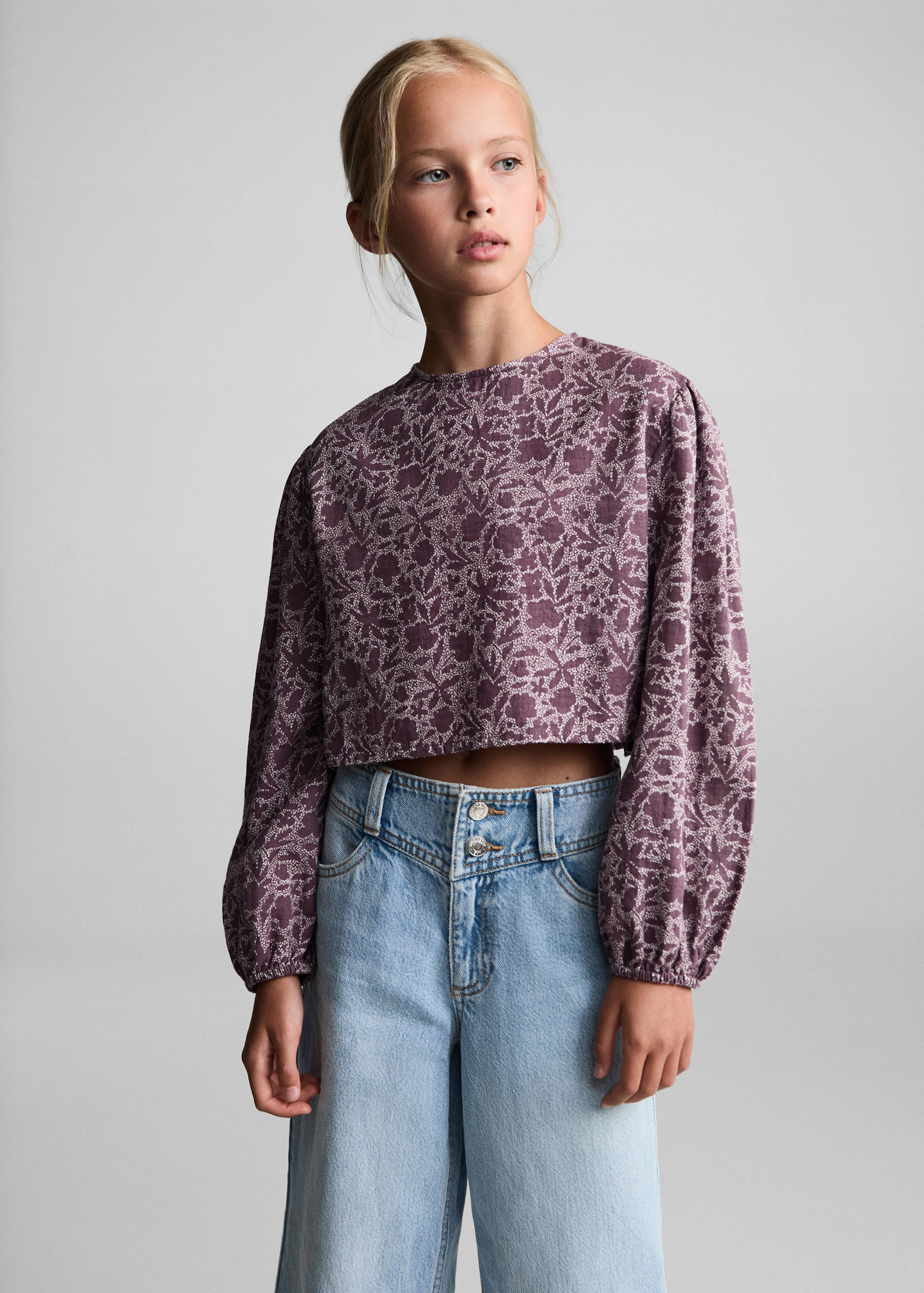 Jeans culotte costura - Plano medio