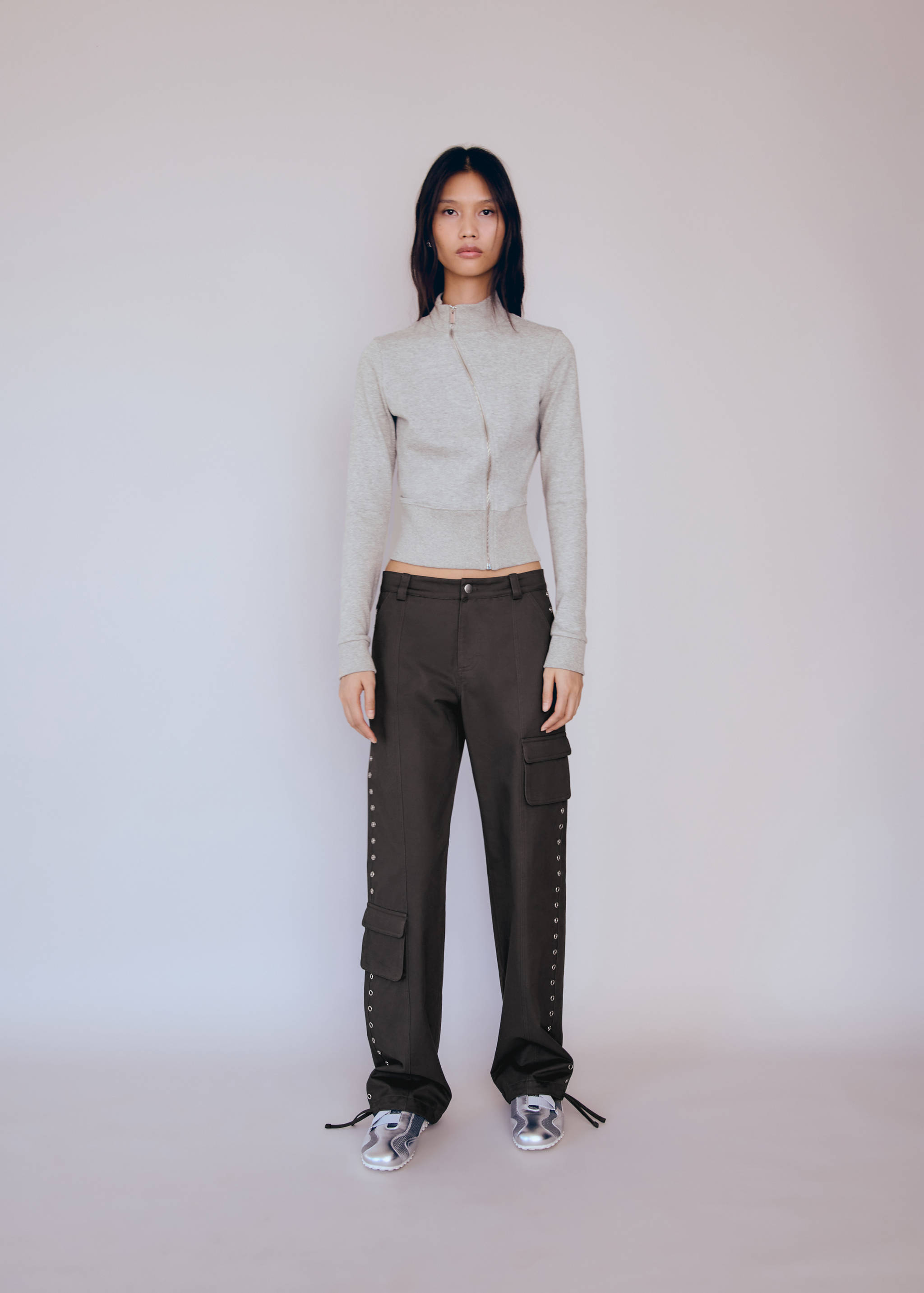 Брюки-парашюты с заклепками - Общий план