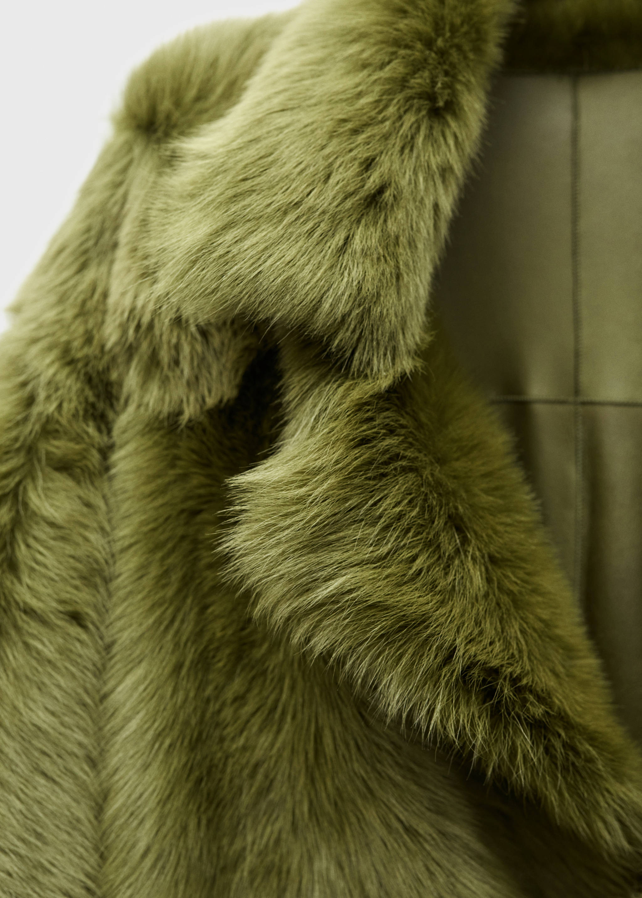 Manteau cuir fourrure - Détail de l'article 0