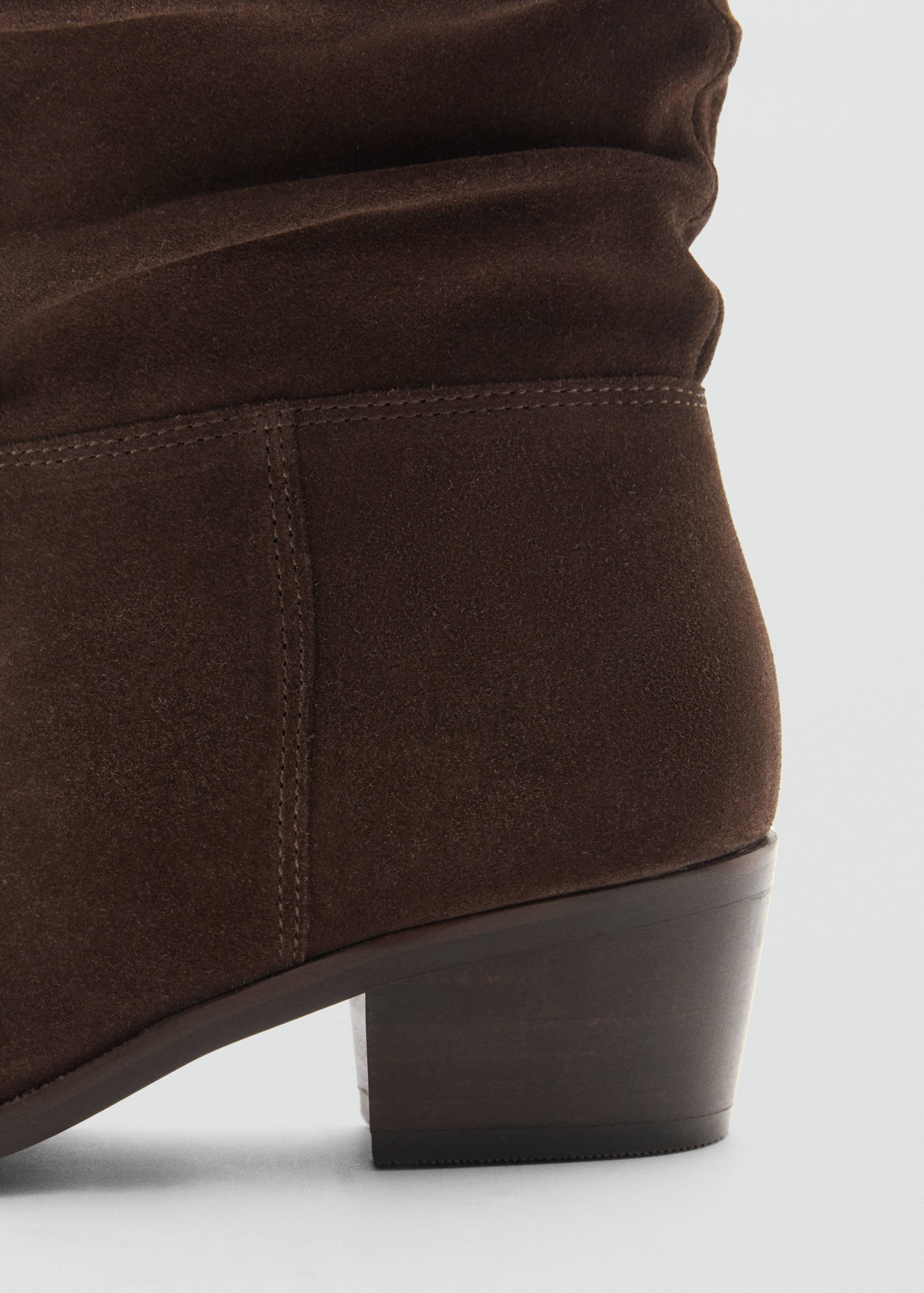 Leather high boots - Details of the article 1