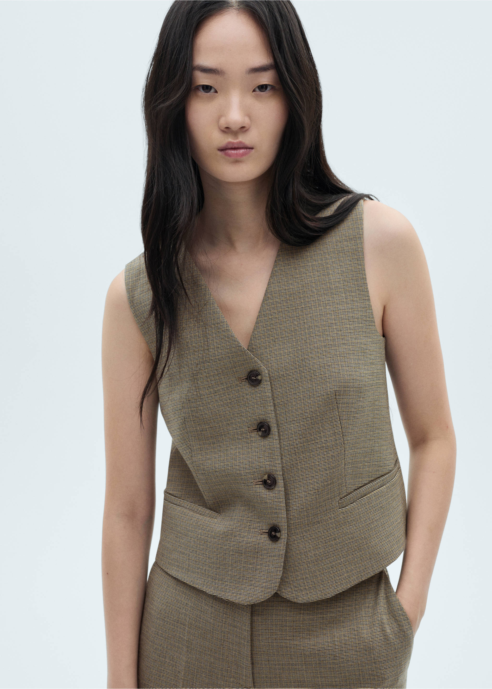 Micro-houndstooth waistcoat - Средний план, Хаки. Ref: 77066724-00.