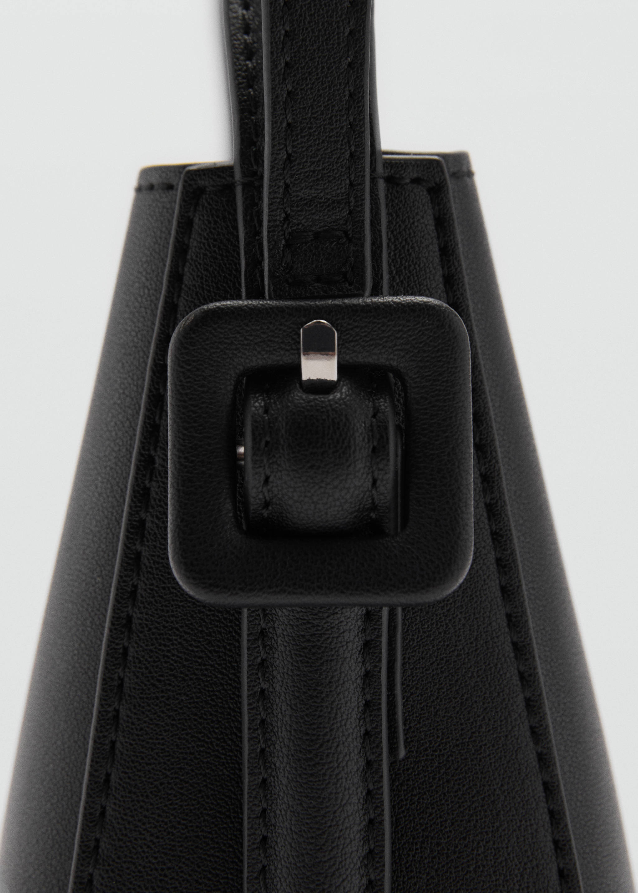 Shopper bag with buckle - Details of the article 1