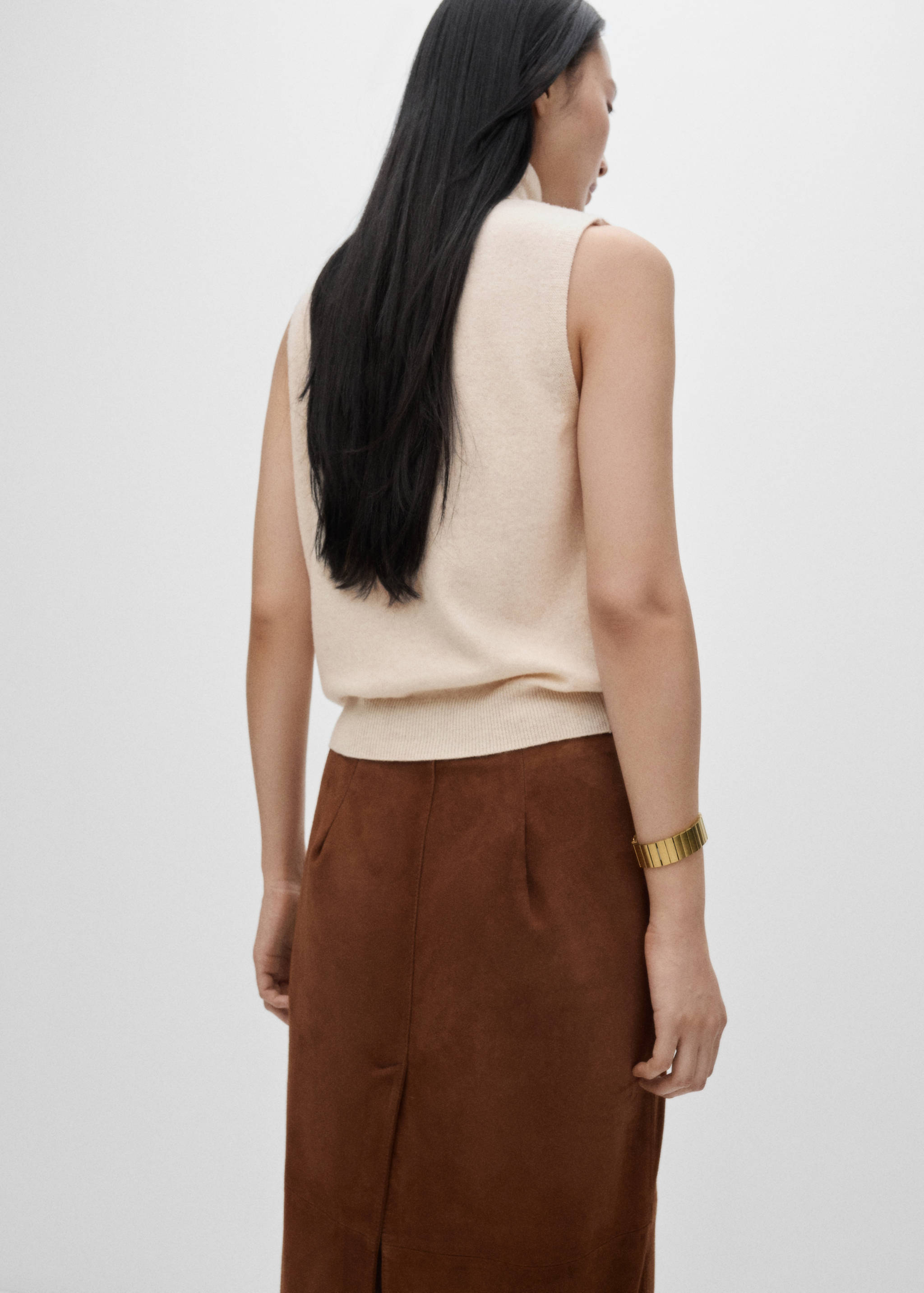 Wollen top met col - Achterkant van het artikel