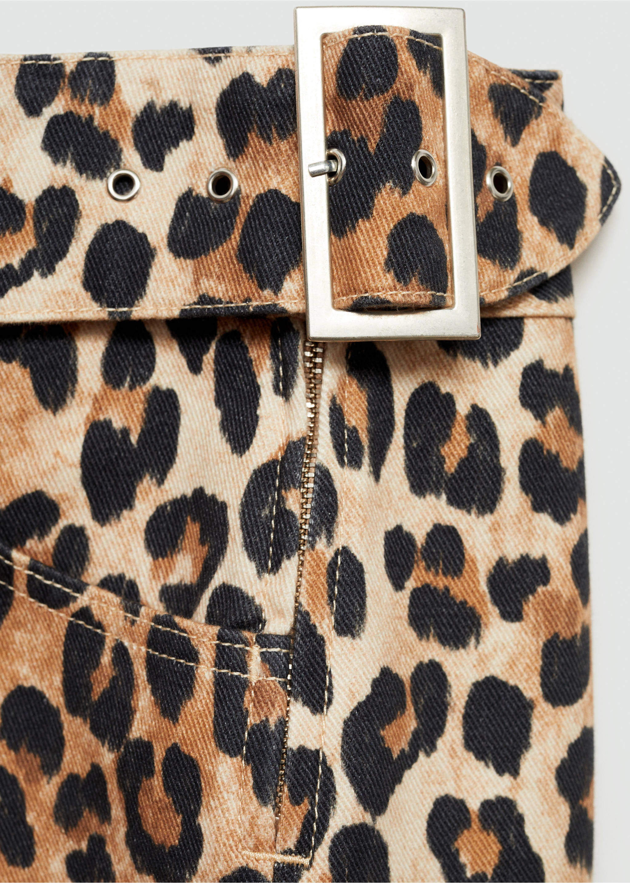 Minifalda vaquera leopardo - Detalle del artículo 0, Beige. Ref: 77066754-00.