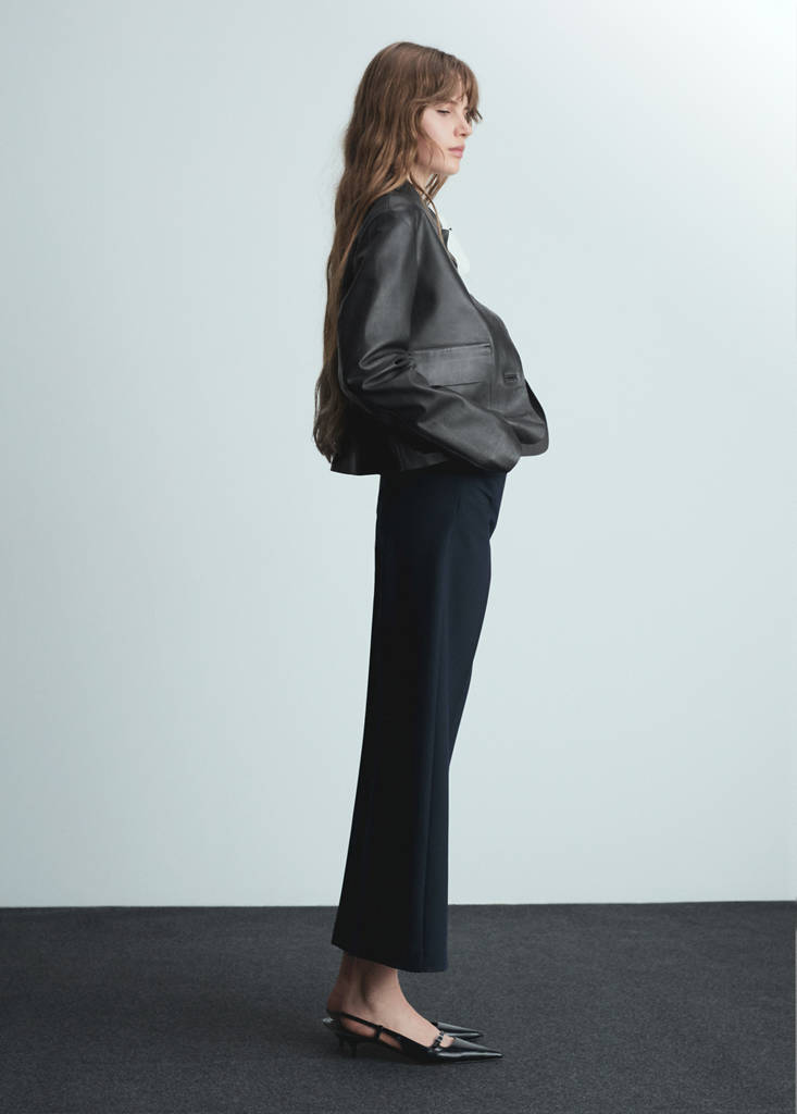 Wide leg pleated trousers — Dark Navy