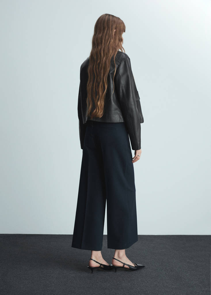 Wide leg pleated trousers — Dark Navy
