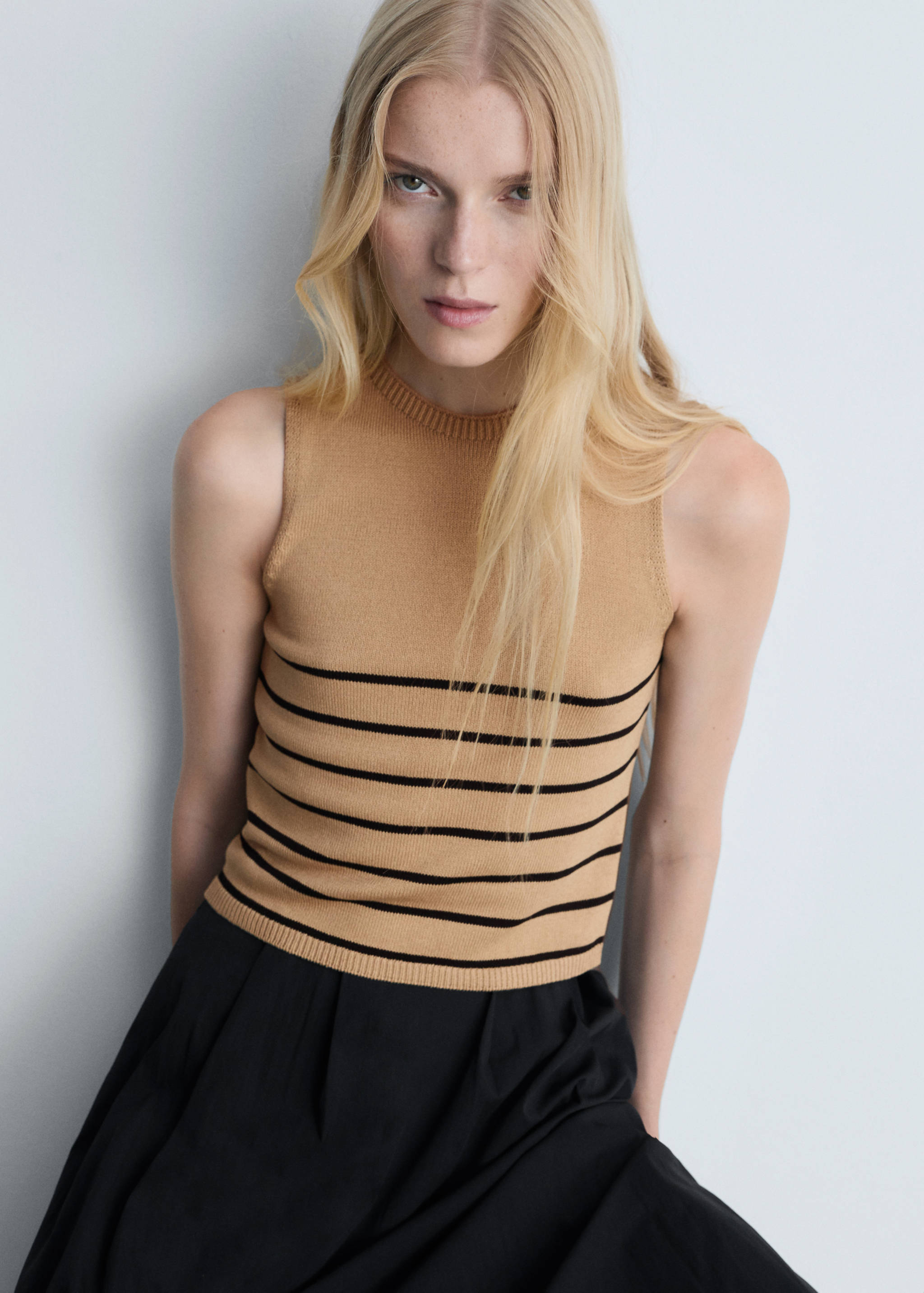 Striped knit top - Medium plane