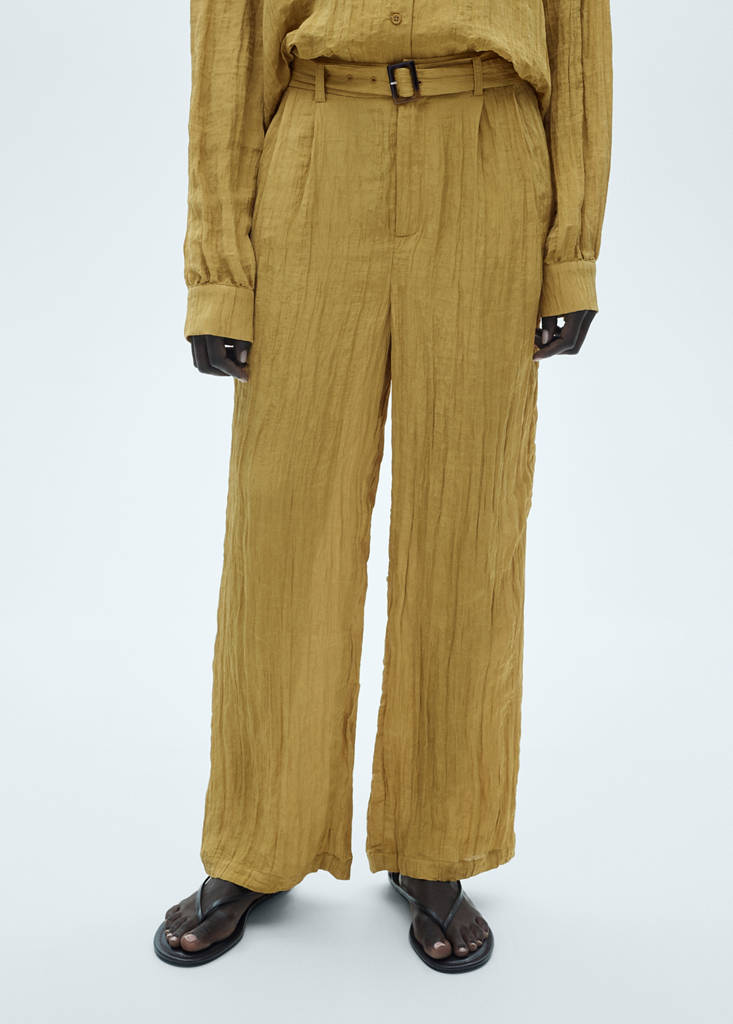 Textured trousers with belt — Mustard