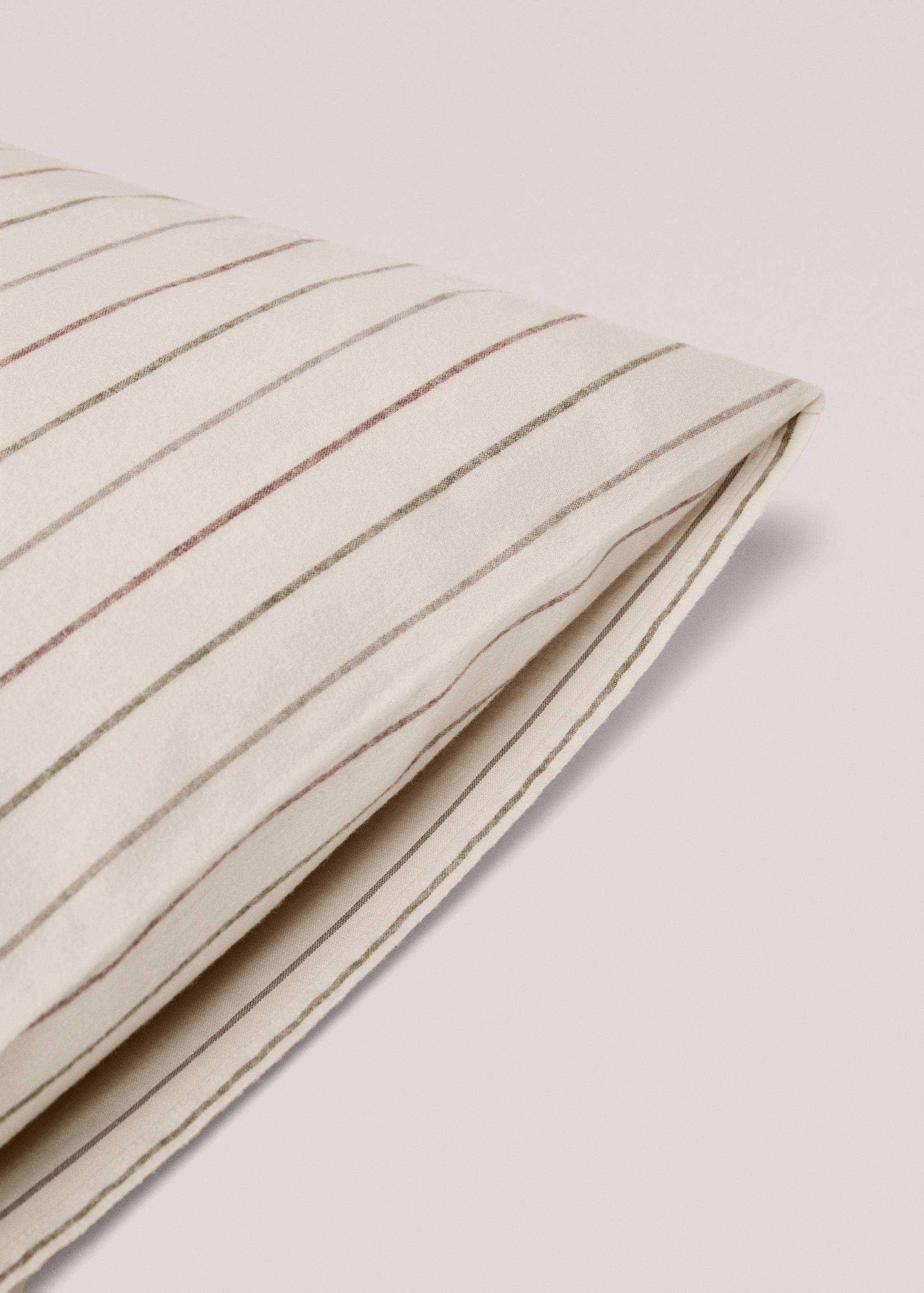 Reversible checkered flannel pillowcase 50x75cm - Details of the article 3