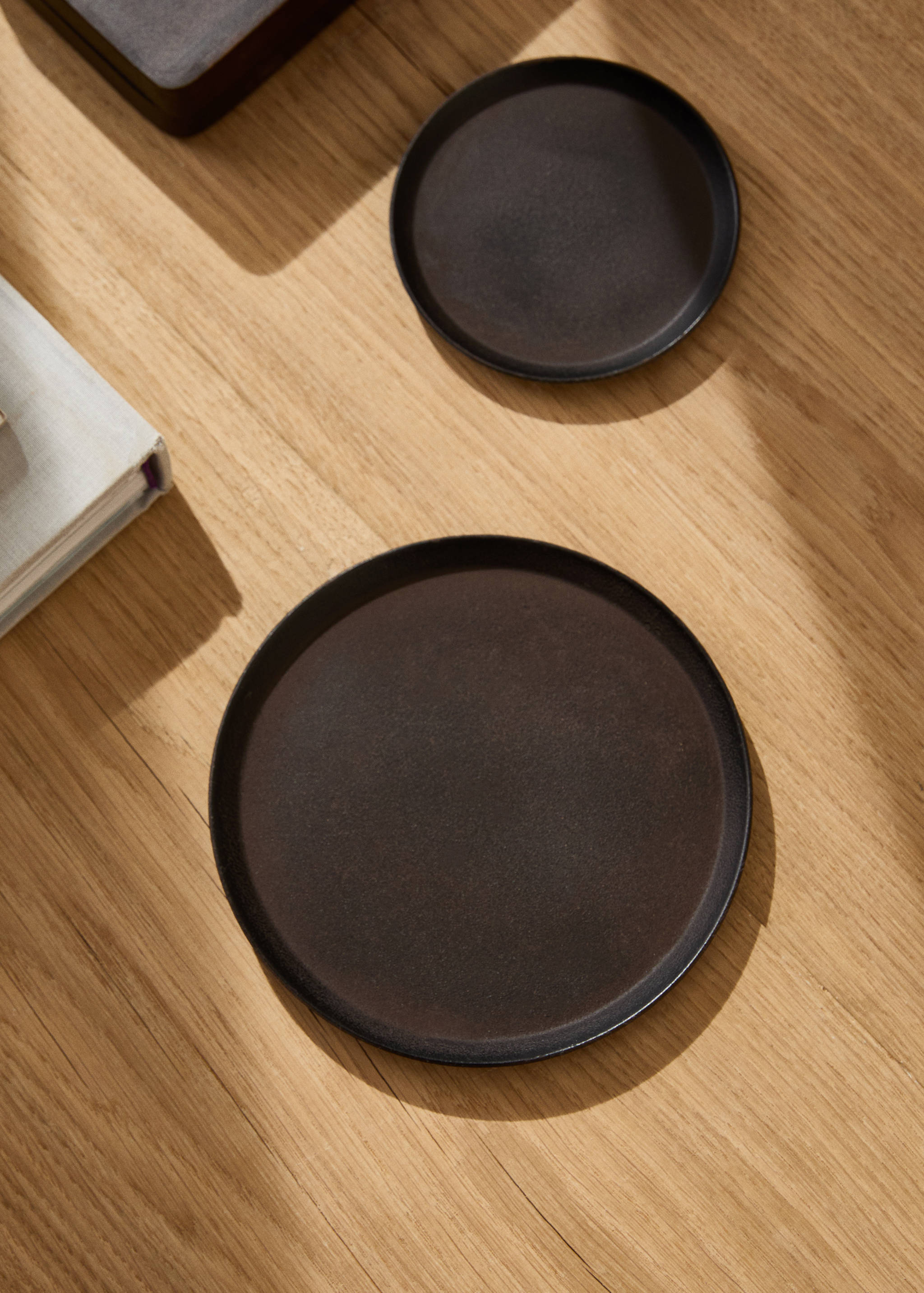 100% iron decorative tray  15.5x1cm - General plane