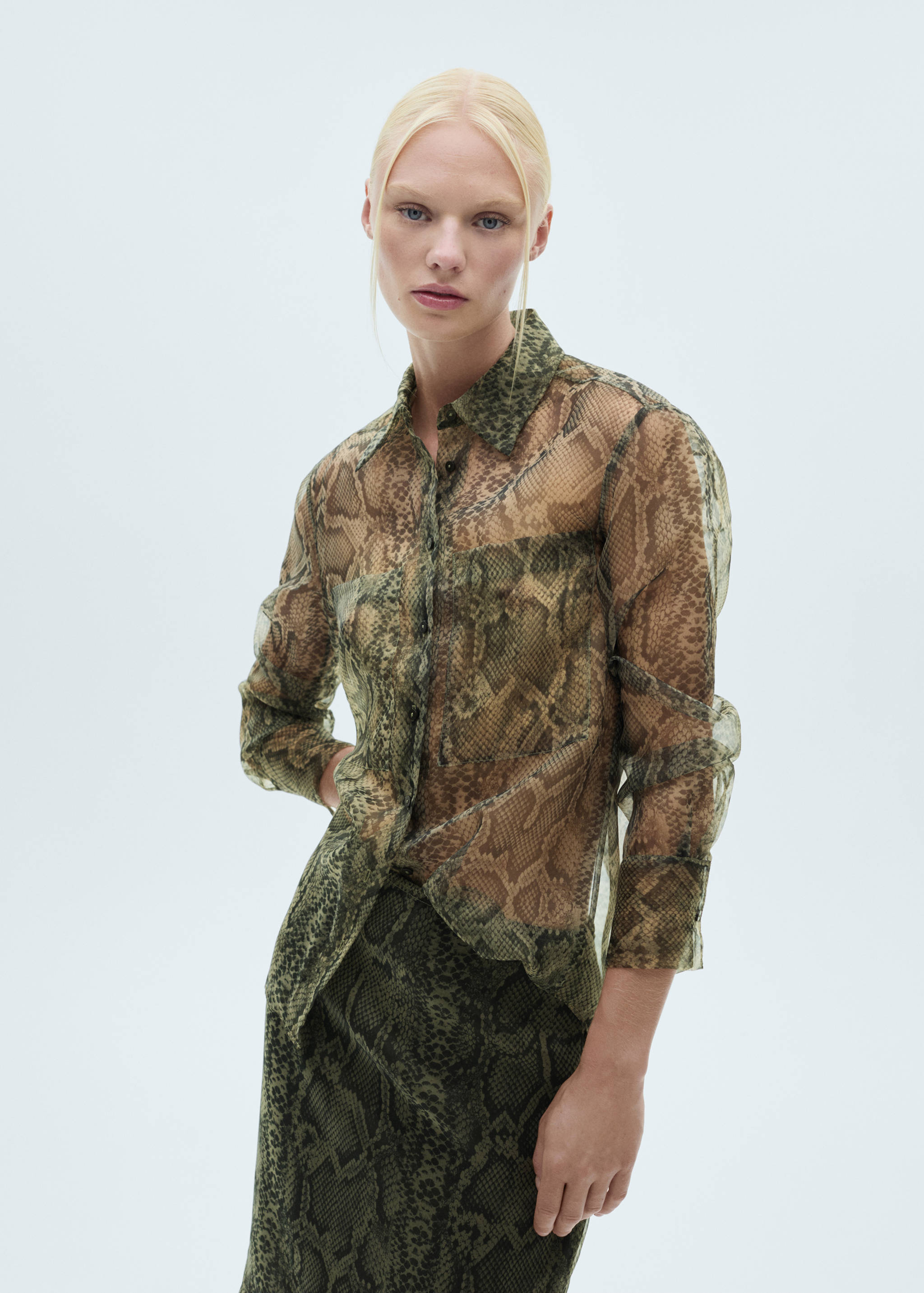Animal print semi-transparent organza shirt - Medium plane