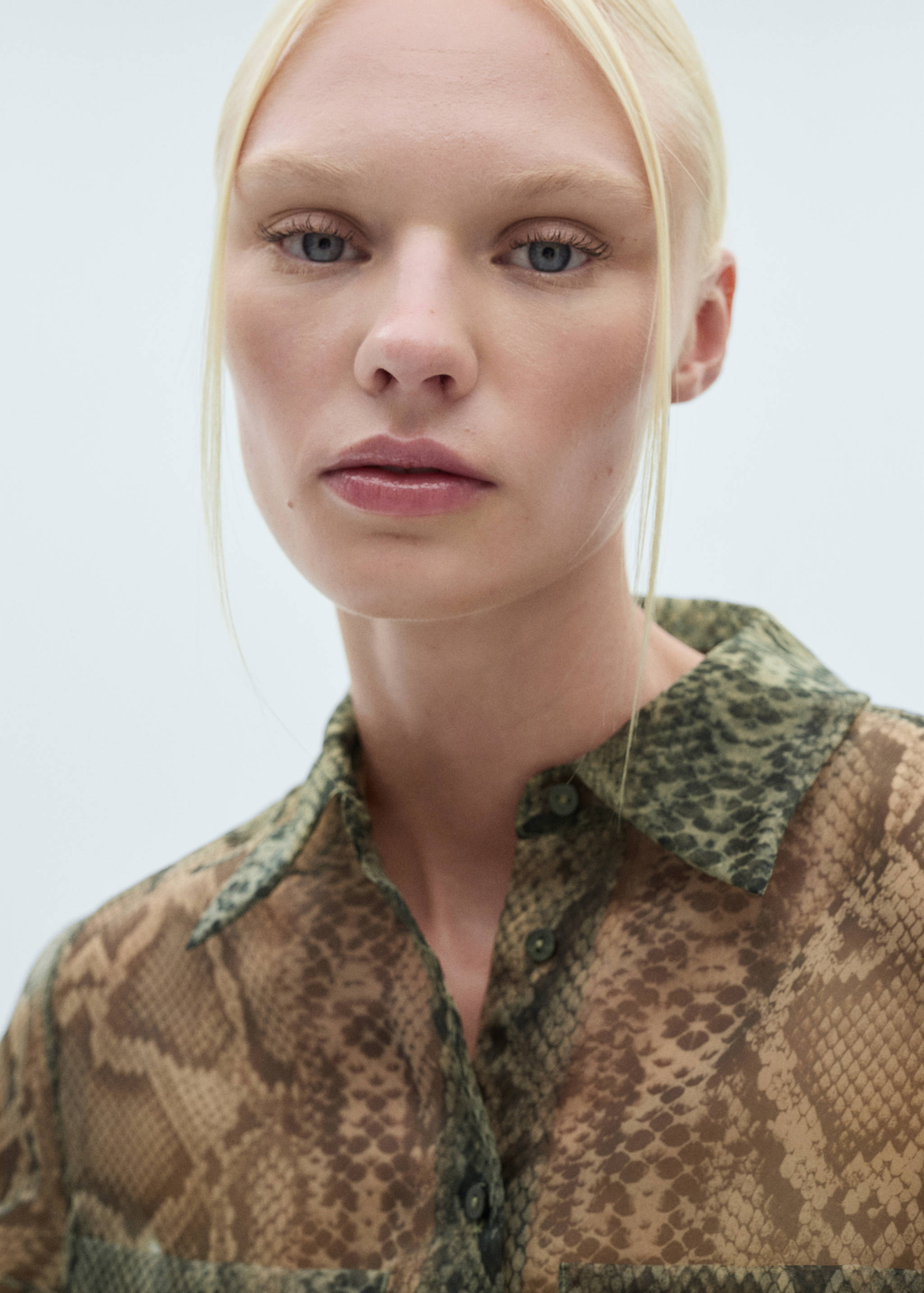 Animal print semi-transparent organza shirt - Details of the article 1